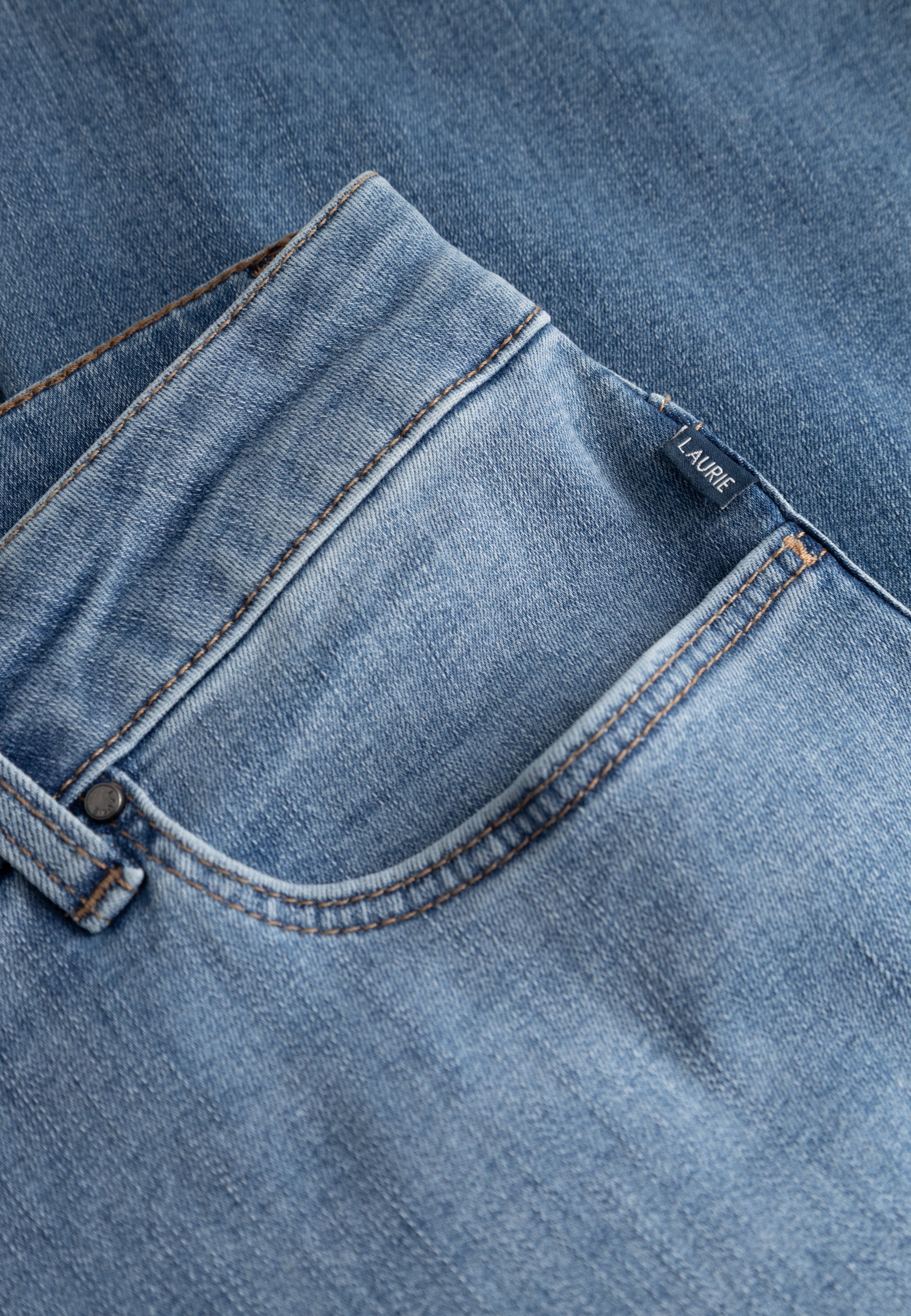 LAURIE Amelia Raw Straight Cropped Straight 40399 Washed blue denim