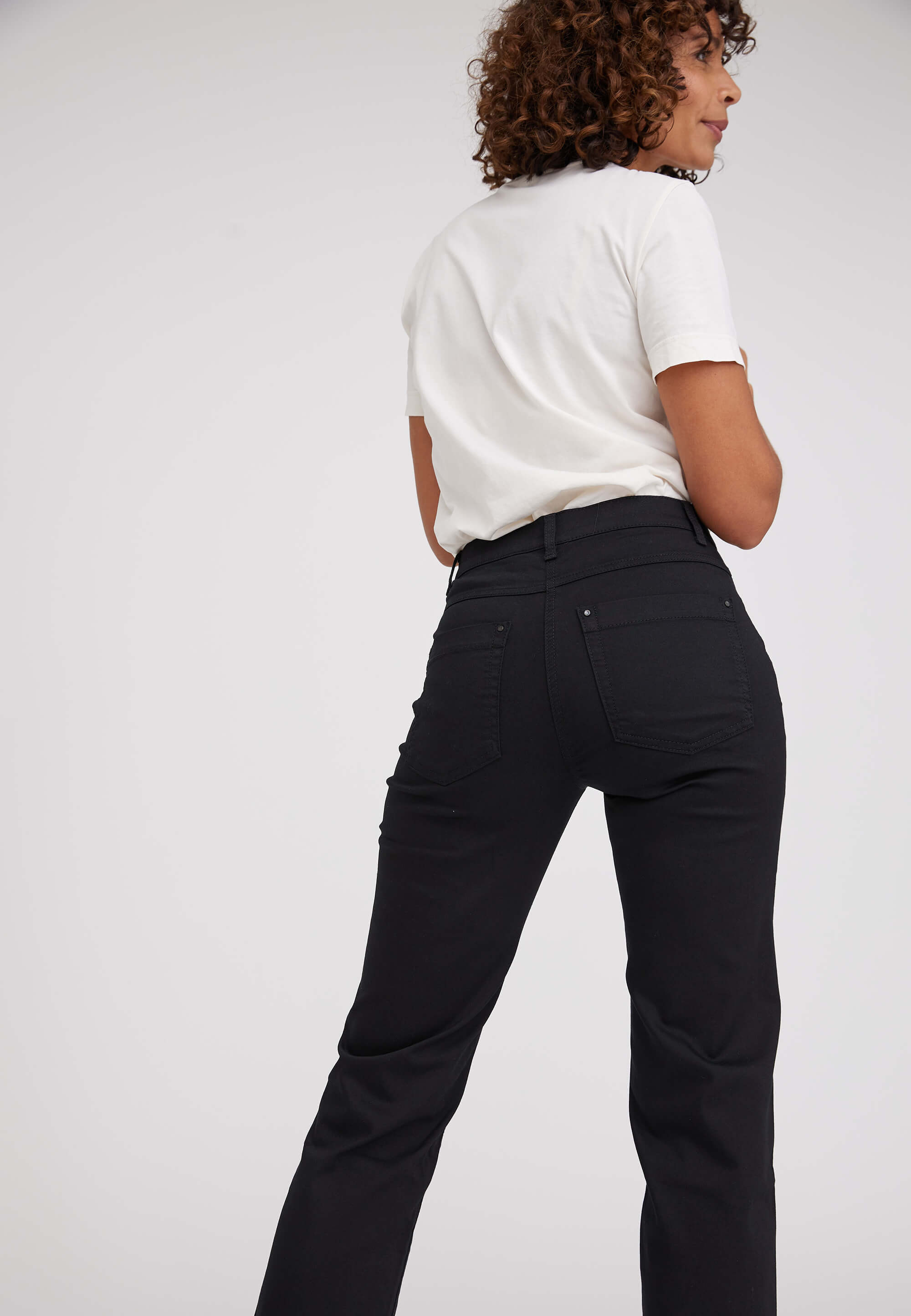 LAURIE Amelia Straight - Medium Length Straight 99000 Black