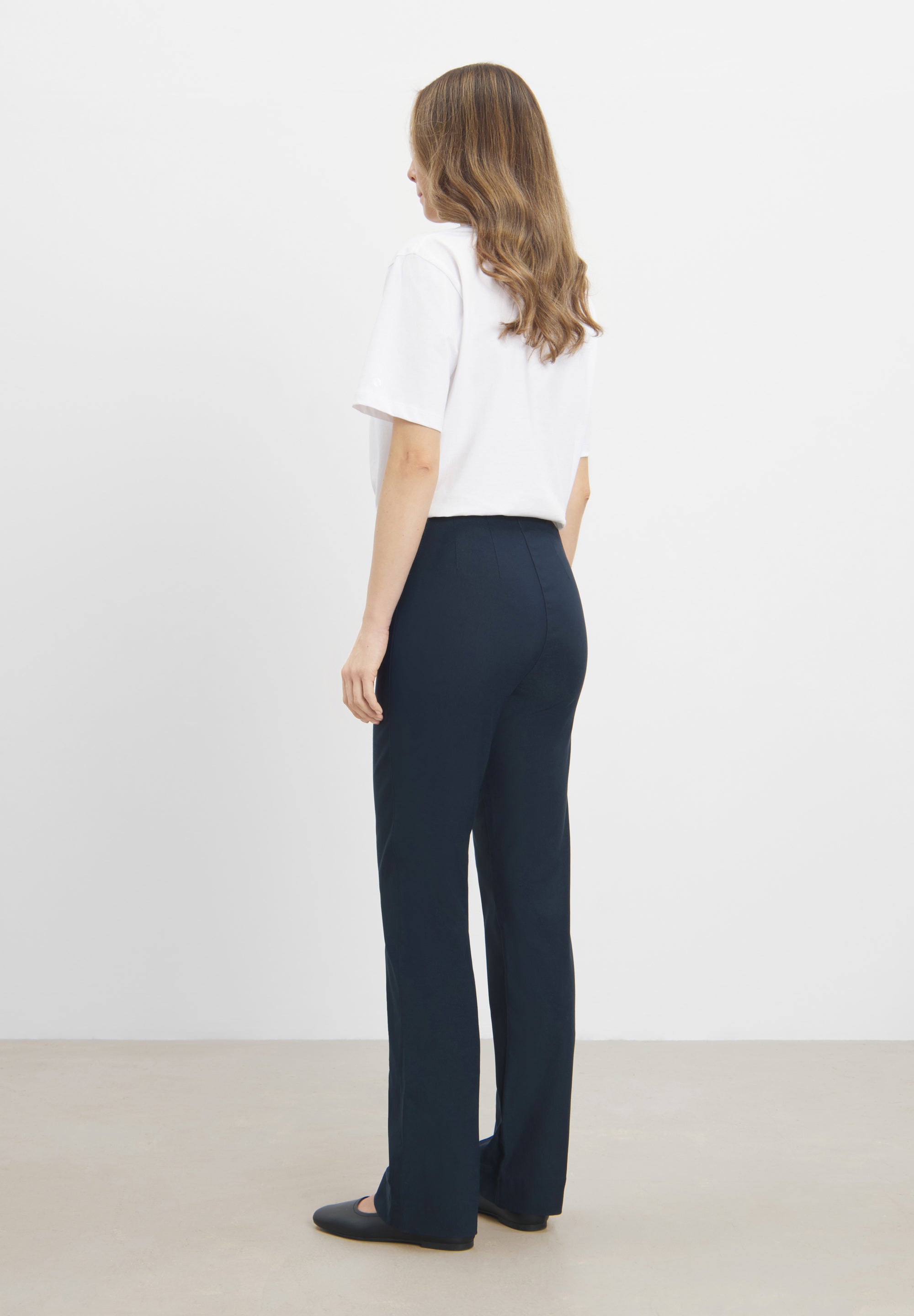 LAURIE Bella Straight - Medium Length Straight 49970 Navy