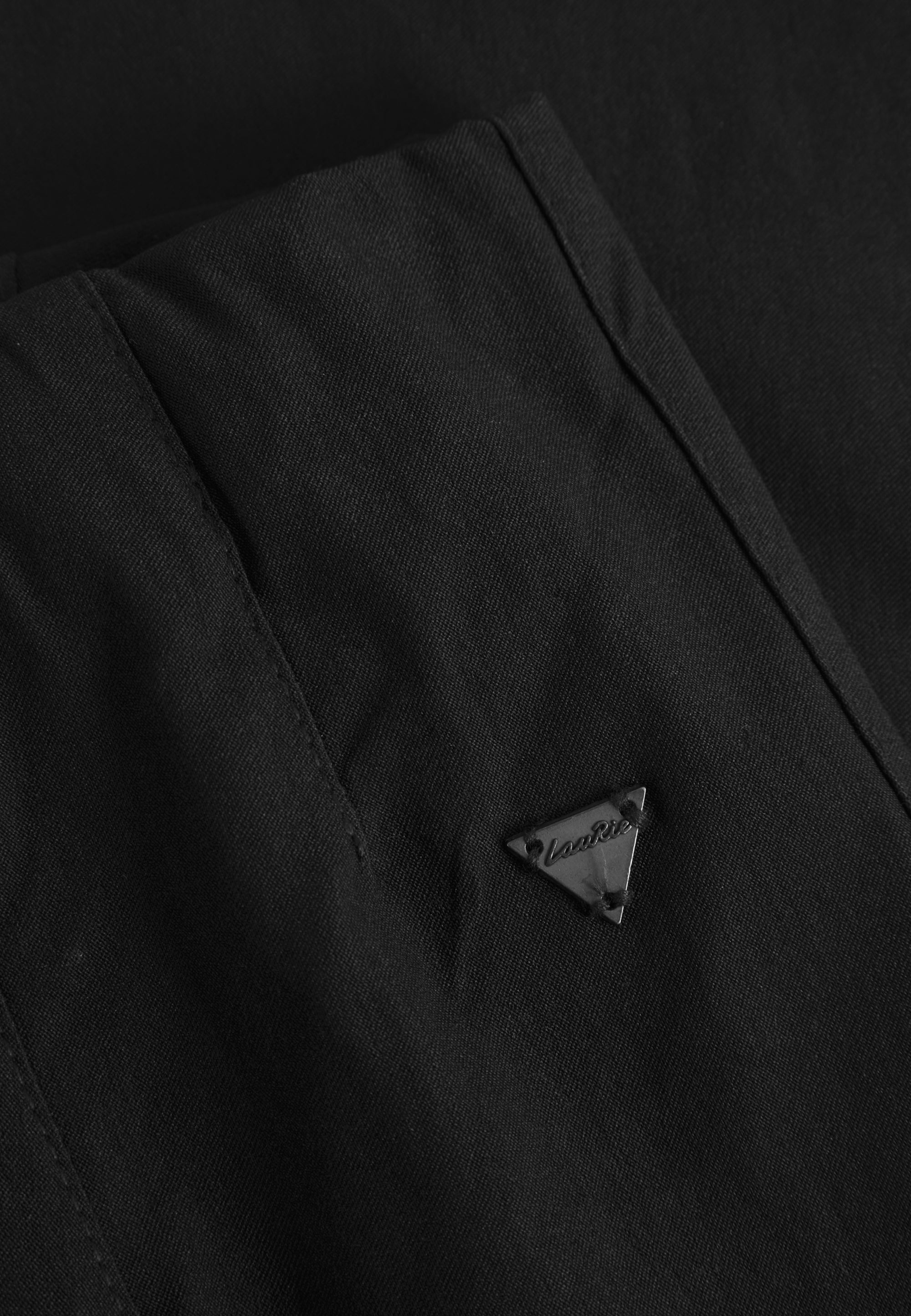 LAURIE Betty Regular - Medium Length Regular Black Brushed