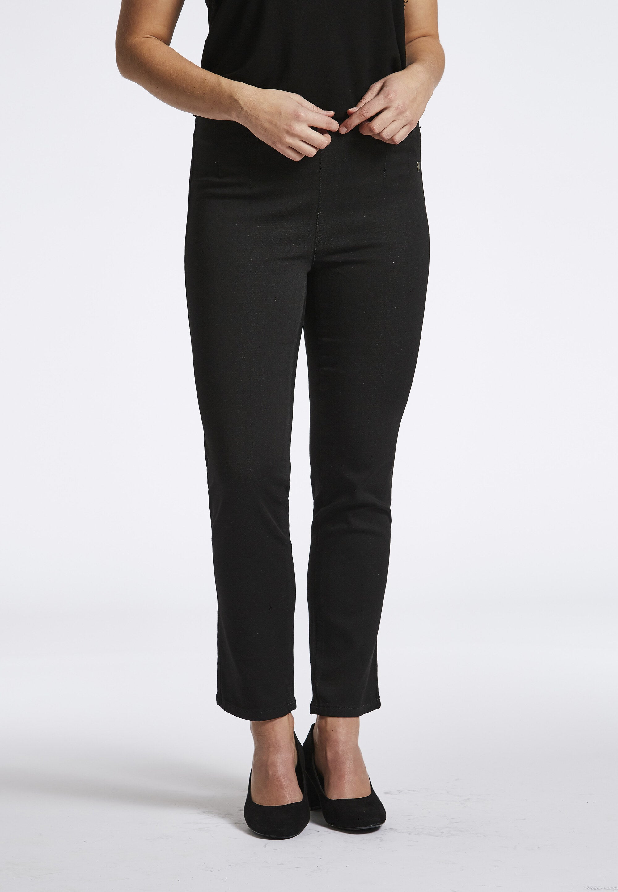 LAURIE Betty Regular - Short Length Regular 99518 Black