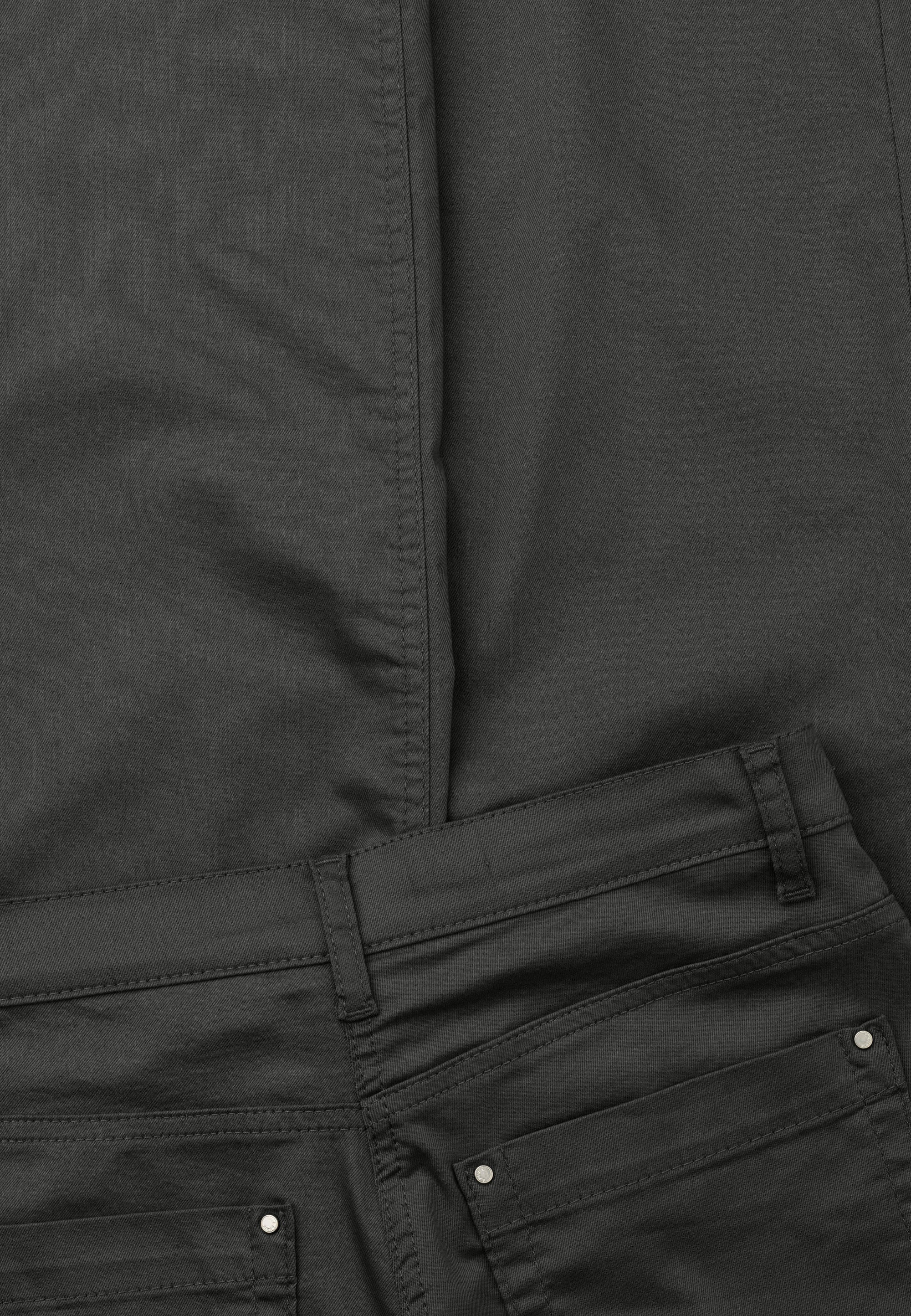 LAURIE Charlotte Regular - Medium Length Regular 99000 Black