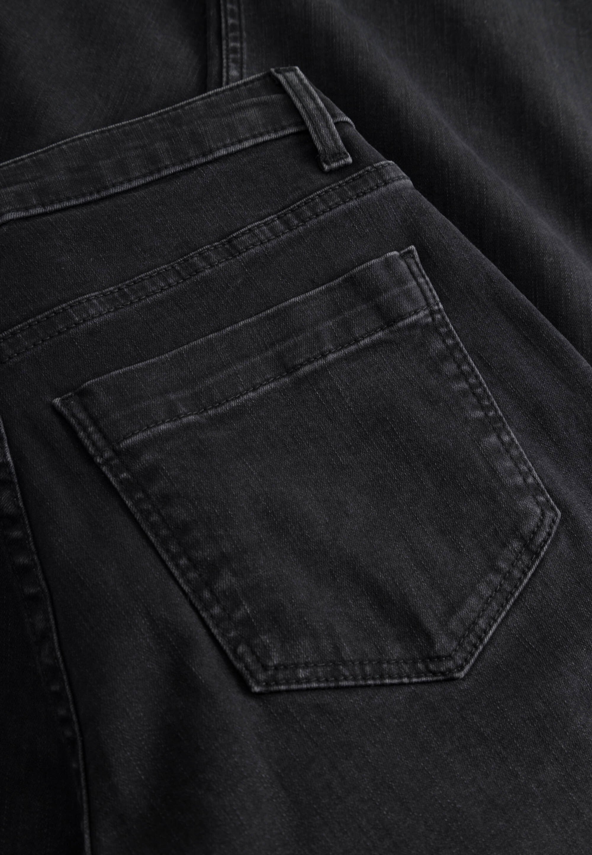 LAURIE Charm Loose - Medium Length Loose 99399 Washed Black Denim