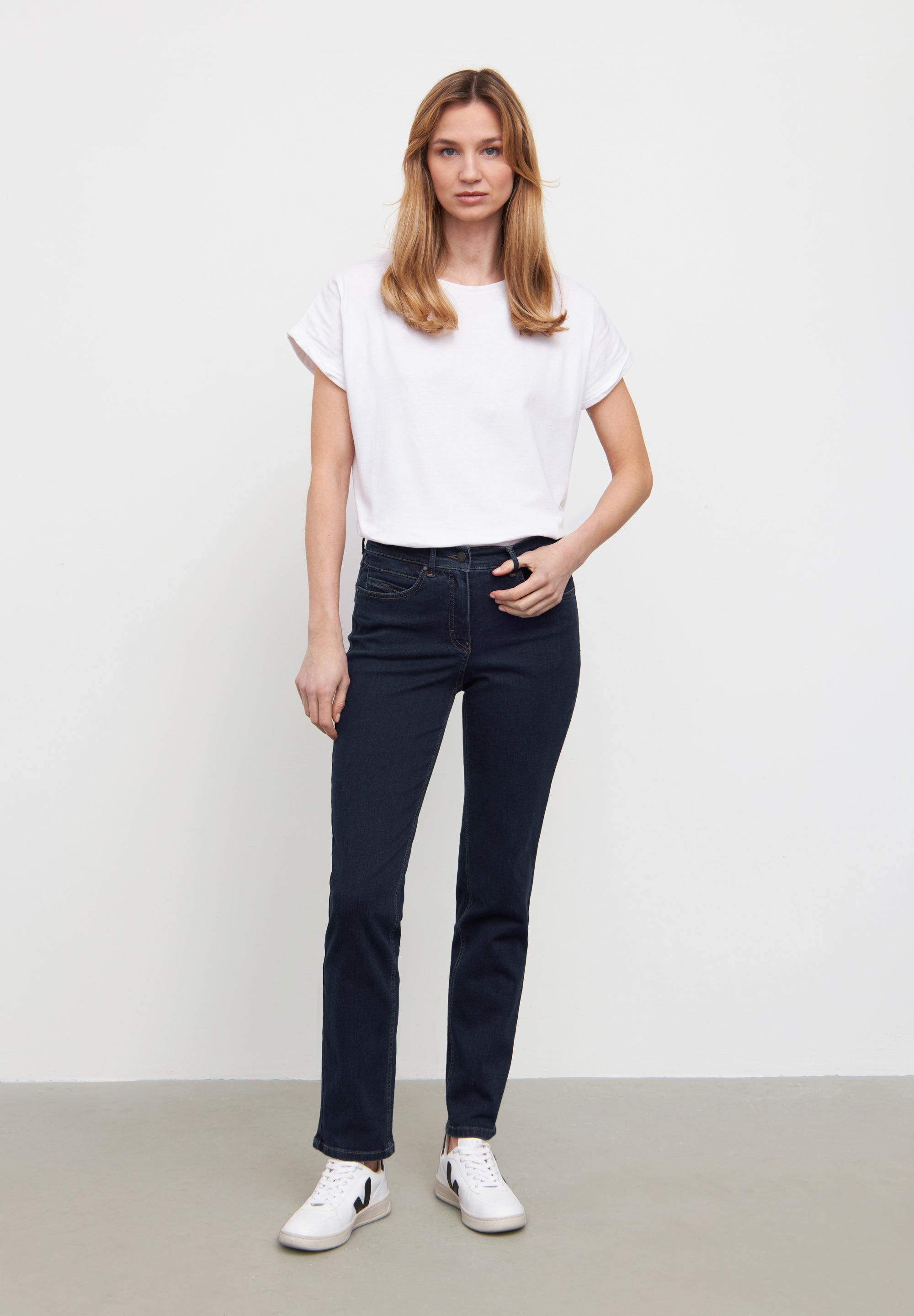LAURIE  Christie Regular - Medium Length Trousers REGULAR 40513 Dark Blue Denim