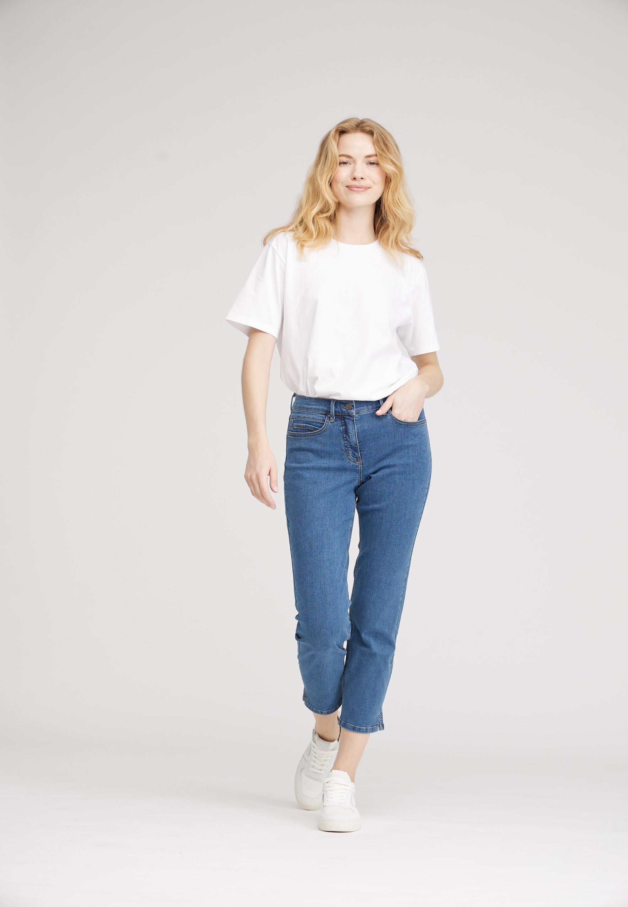 LAURIE Christie Regular Crop Regular 43504 Blue Denim