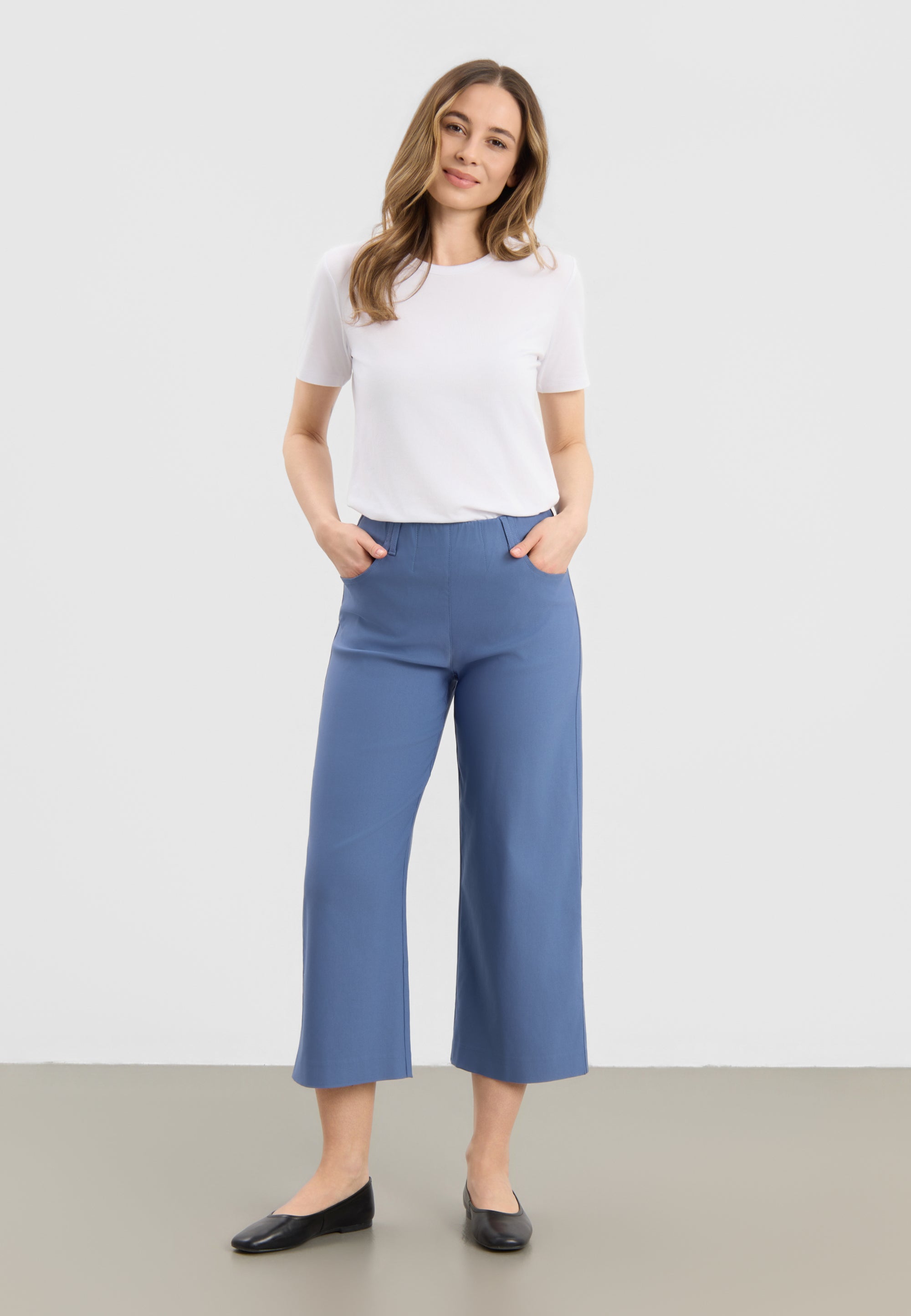 LAURIE Donna Loose - Cropped Loose 44000 Blue