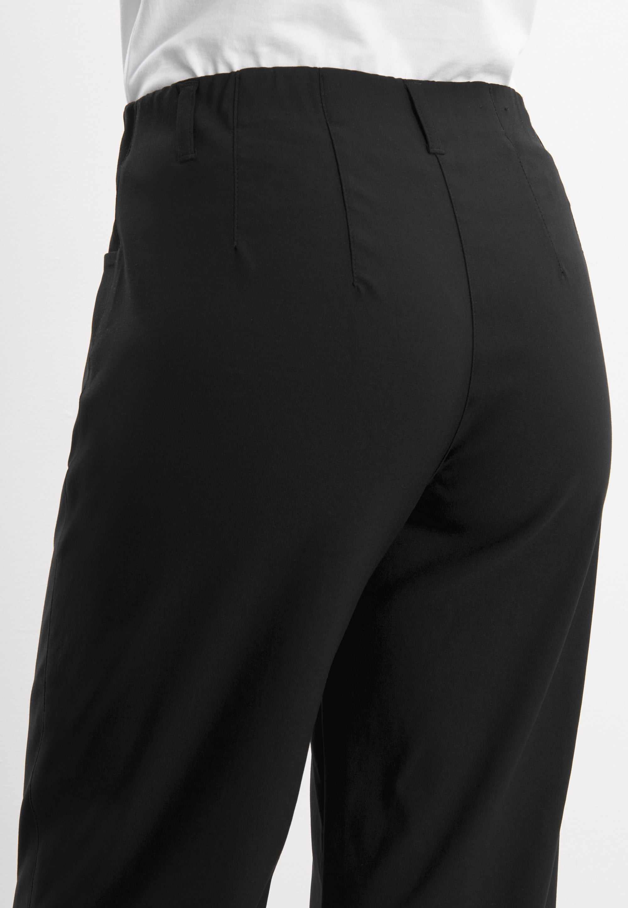 LAURIE Donna Loose - Short Length Loose 99000 Black