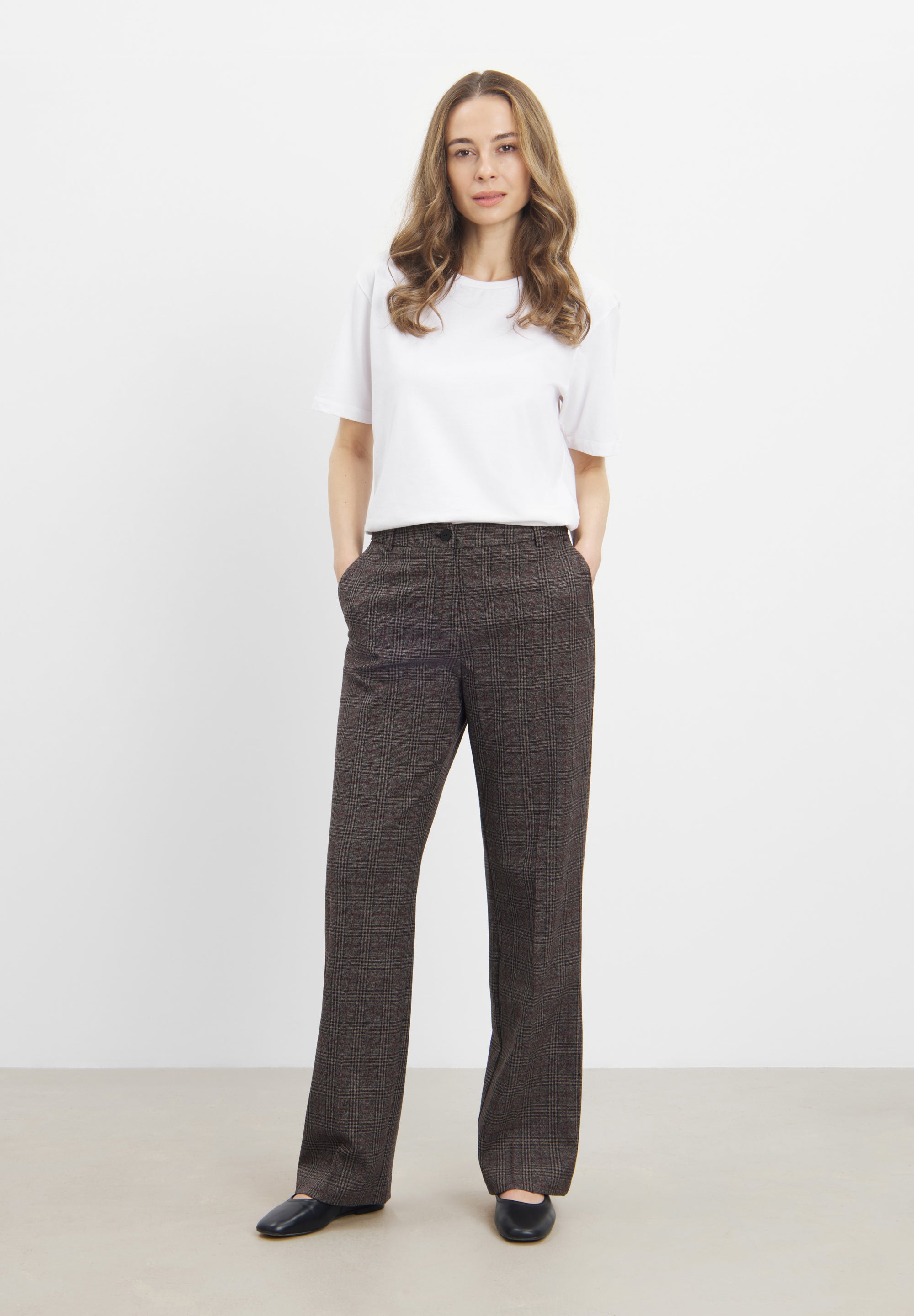 LAURIE Judy Straight - Medium Length Straight 99025 Black Check