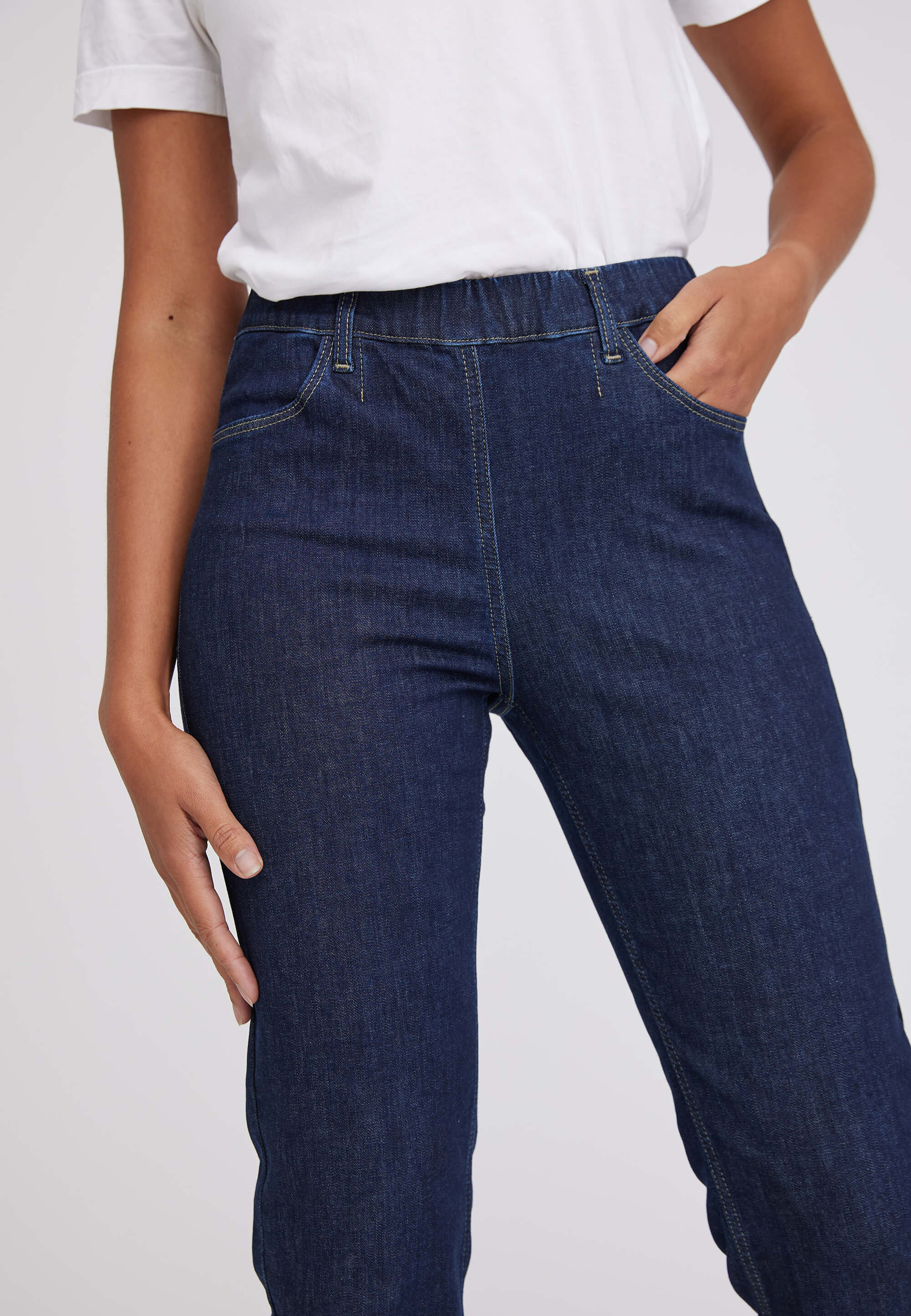 LAURIE Kelly Regular - Medium Length Regular 49501 Dark Blue Denim