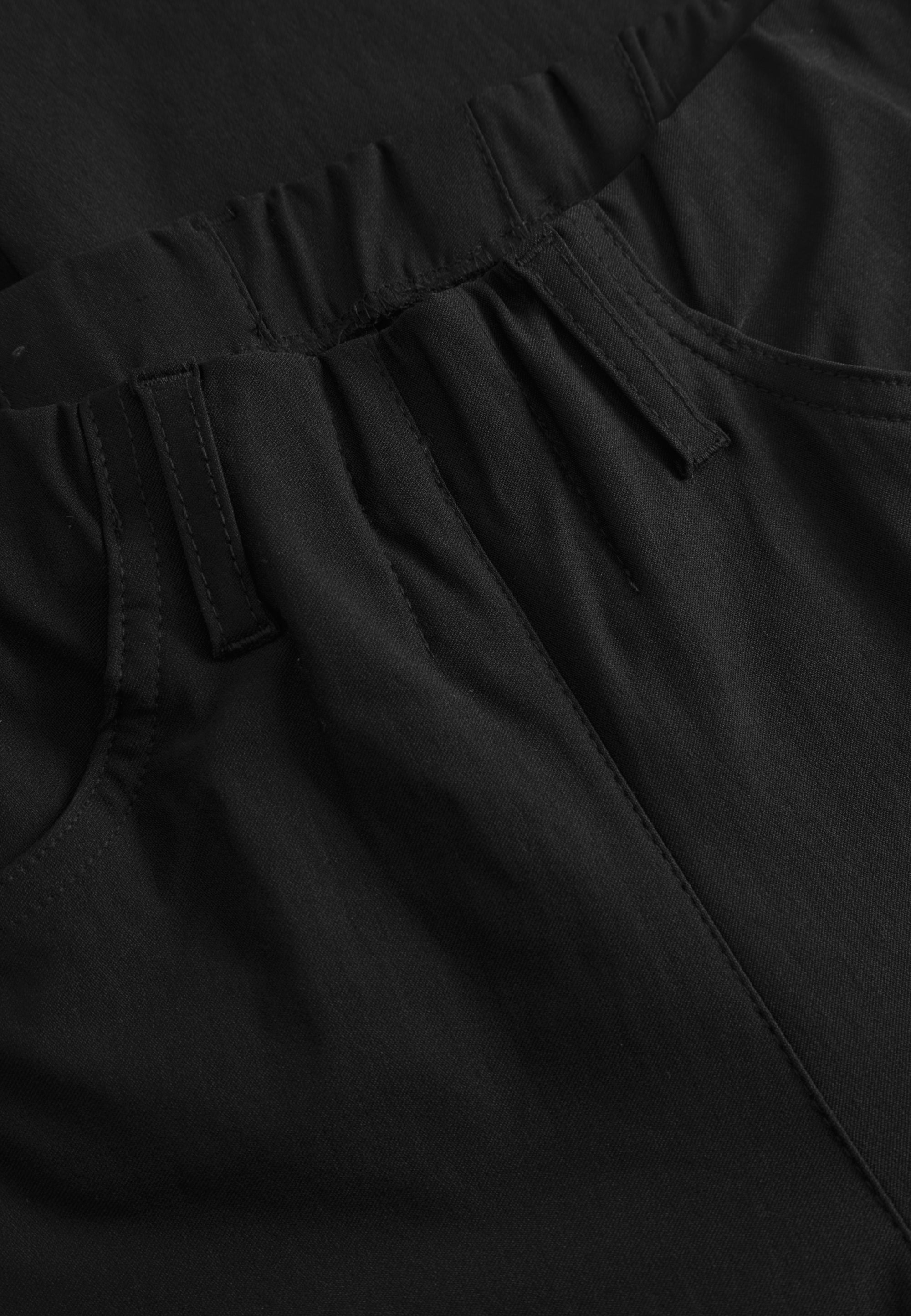 LAURIE Kelly Regular - Medium Length Regular Black Brushed