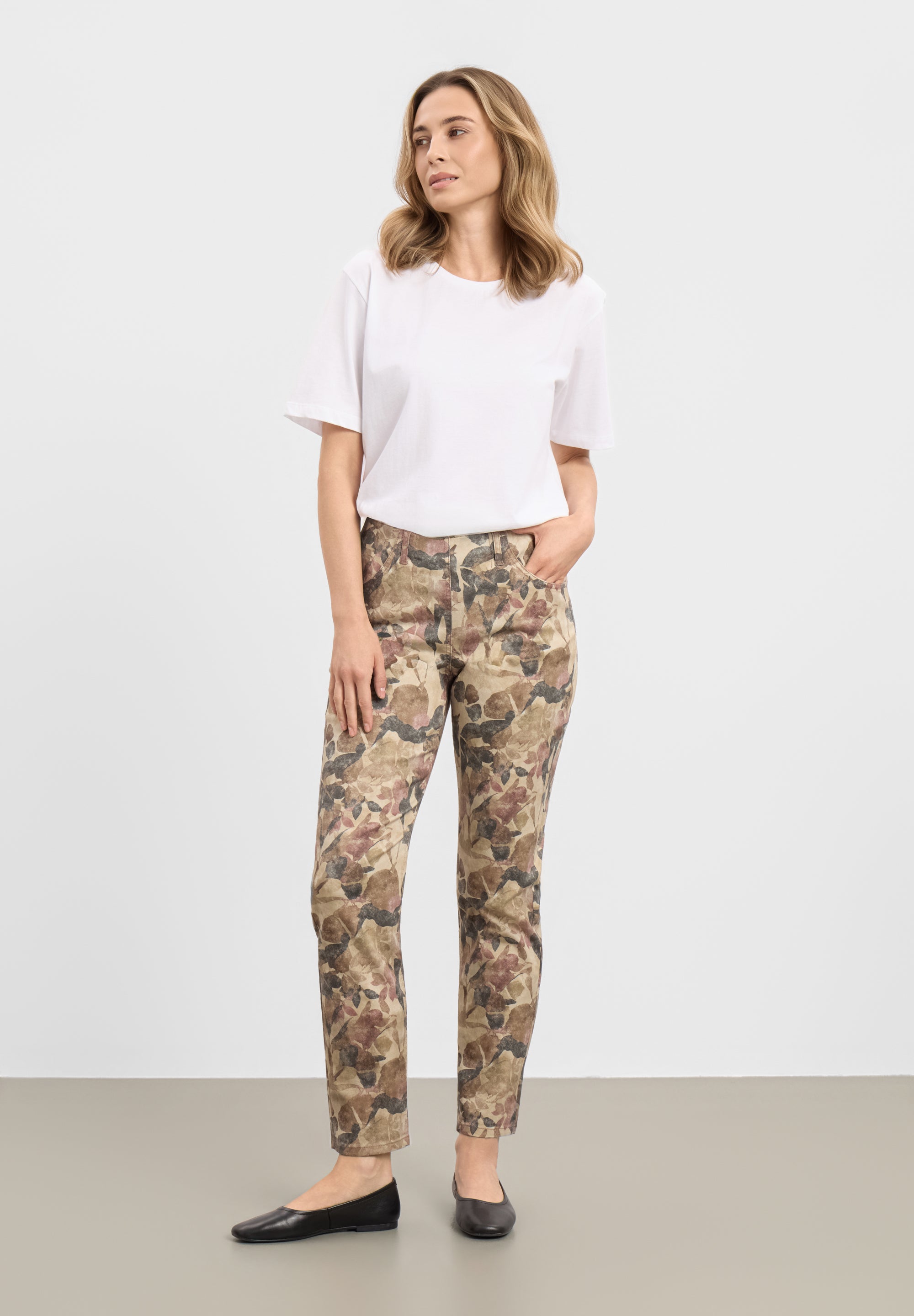 LAURIE Kelly Regular - Short Length Regular 68141 Plum Botany Print