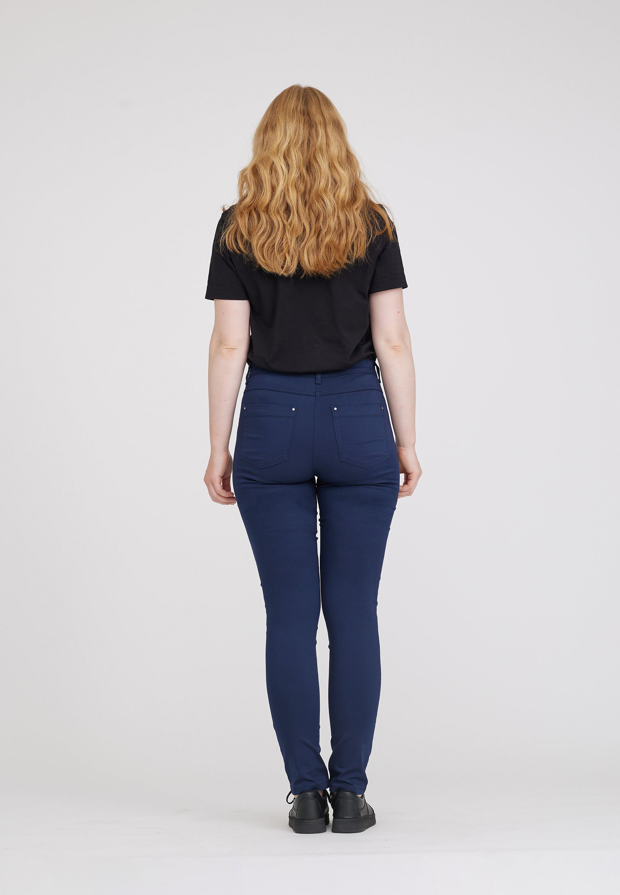 LAURIE Laura Slim - Medium Length Slim 49000 Navy