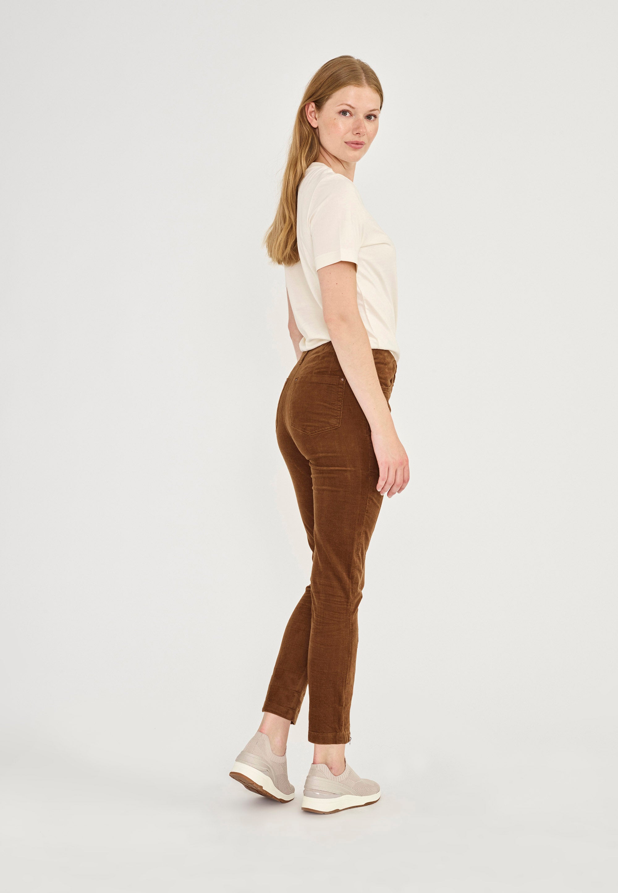LAURIE Madison Slim Corduroy Crop Slim 85000 Bronze