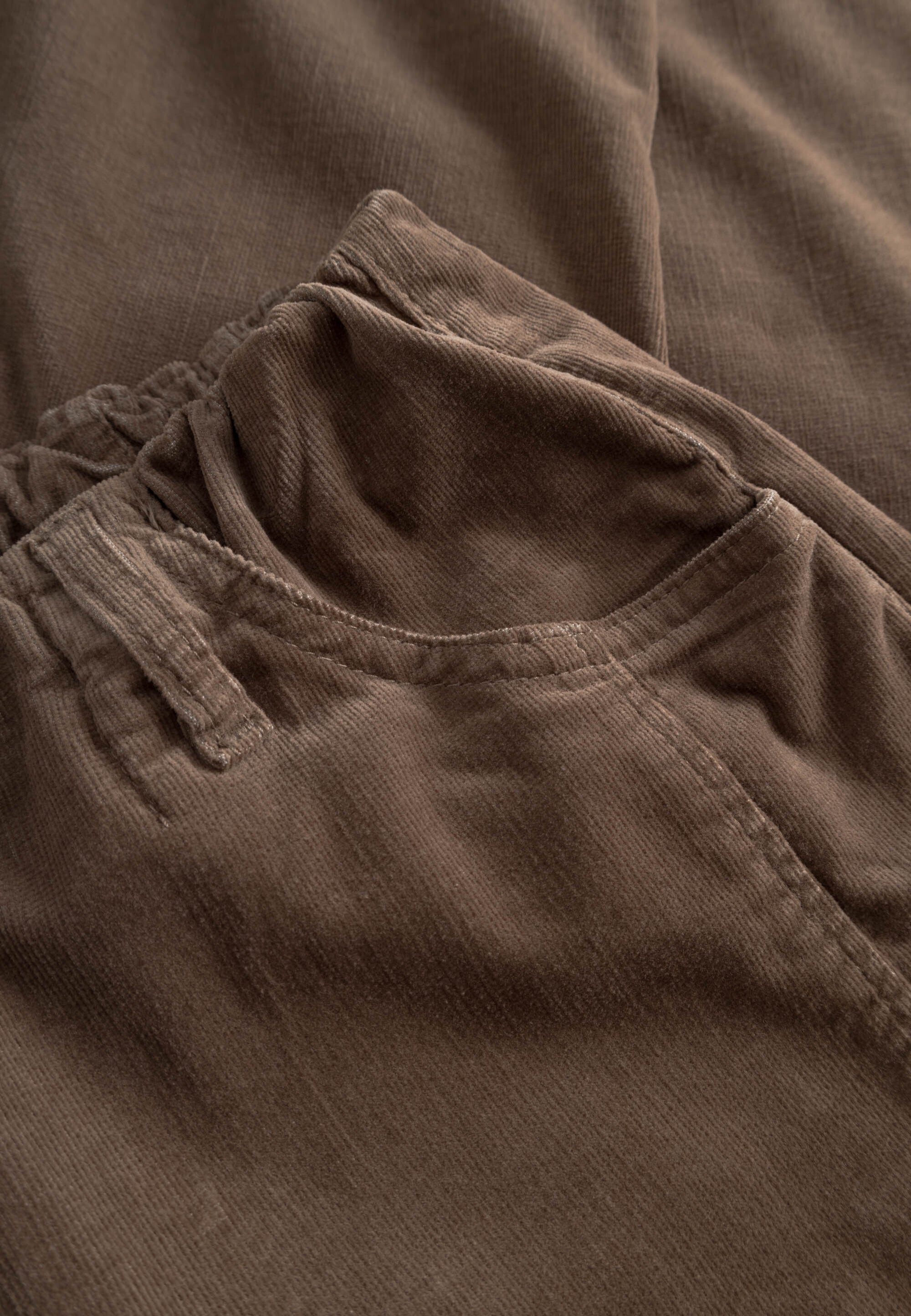 LAURIE Piper Pure Regular Sammet - Cropped Regular 86000 Sika
