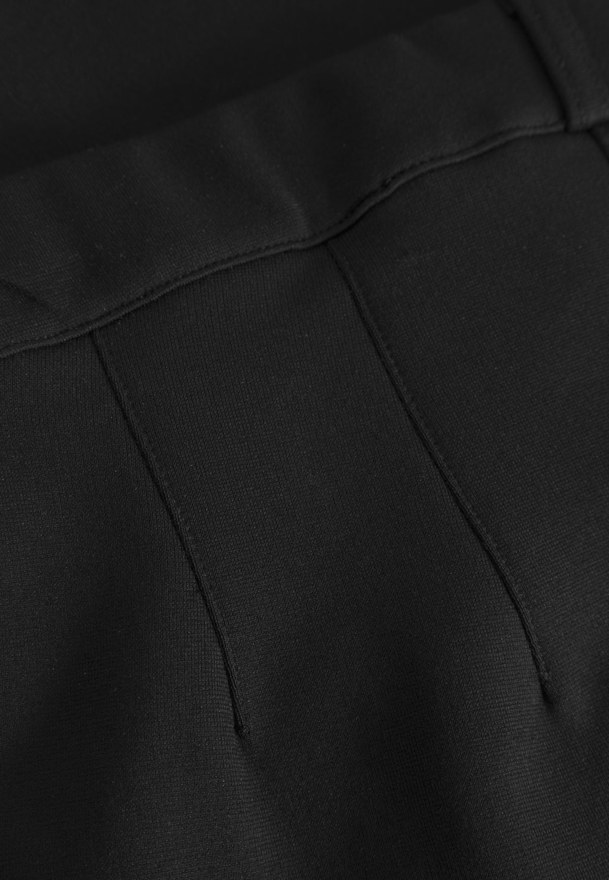 LAURIE Ruby Straight - Short Length Straight 99143 Black brushed