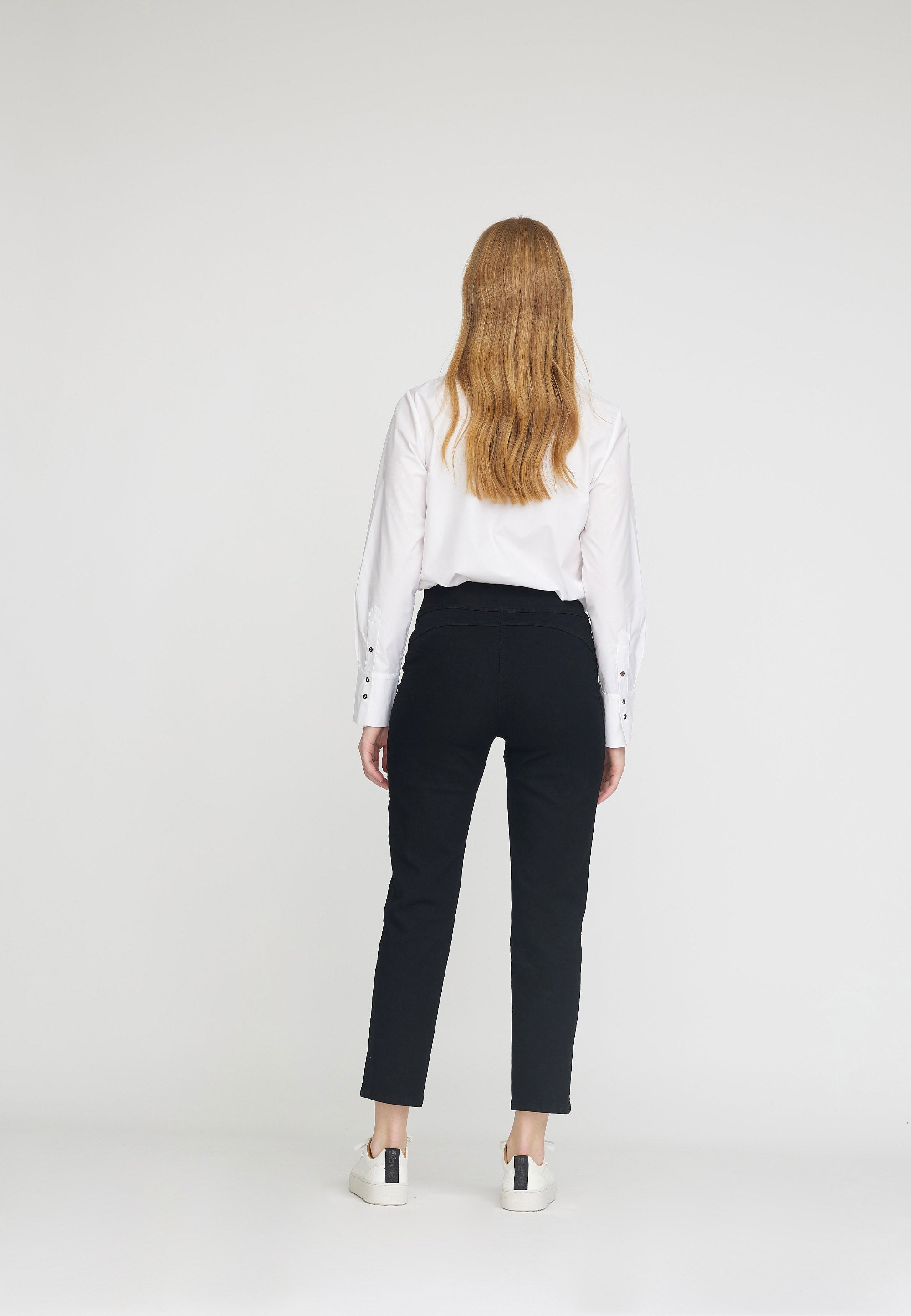 LAURIE Serene Regular - Extra Short Length Regular 99000 Black