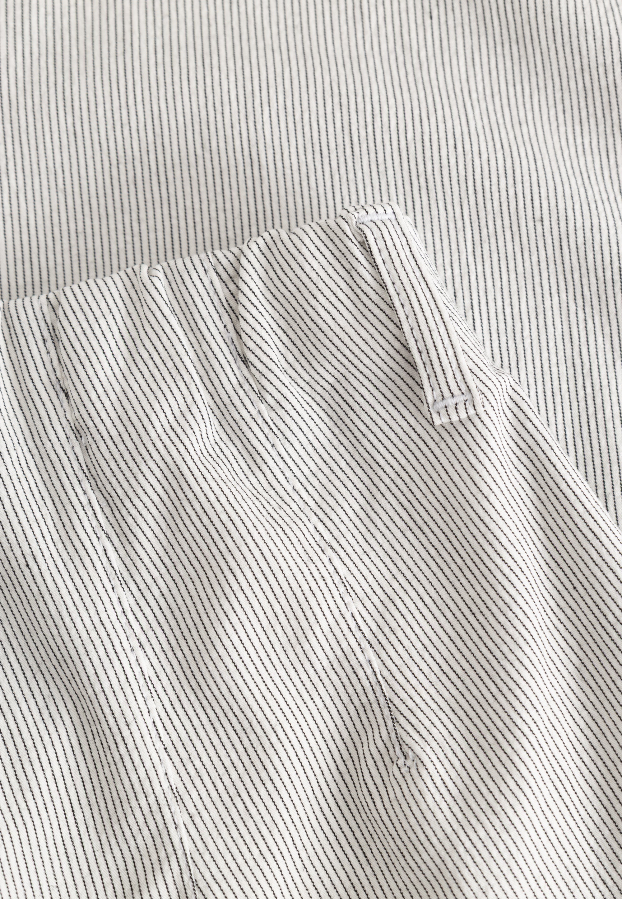 LAURIE Taylor Regular Capri ML Regular 10109 White pinstripe