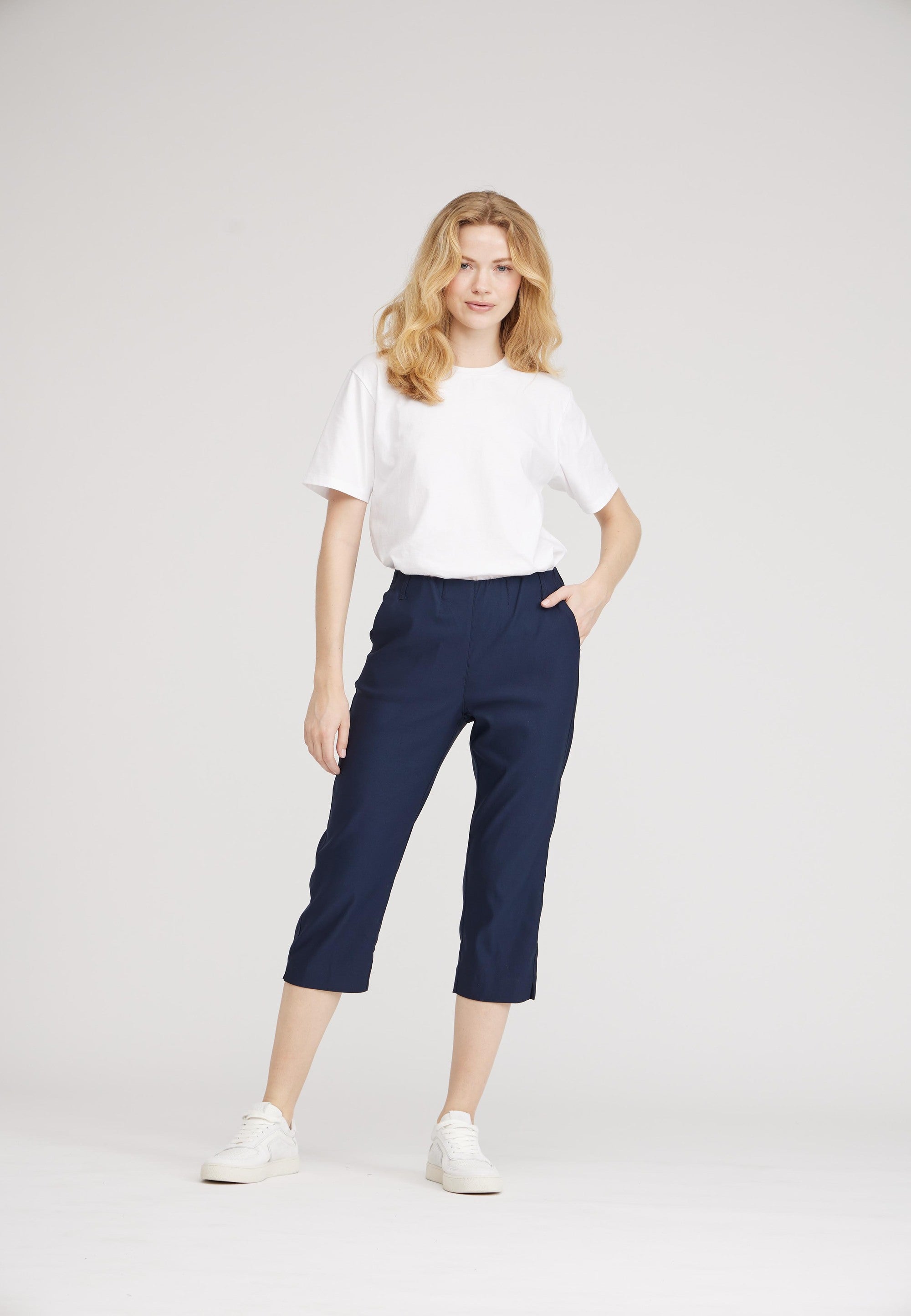 LAURIE Taylor Regular Capri Medium Length Regular 49000 Navy