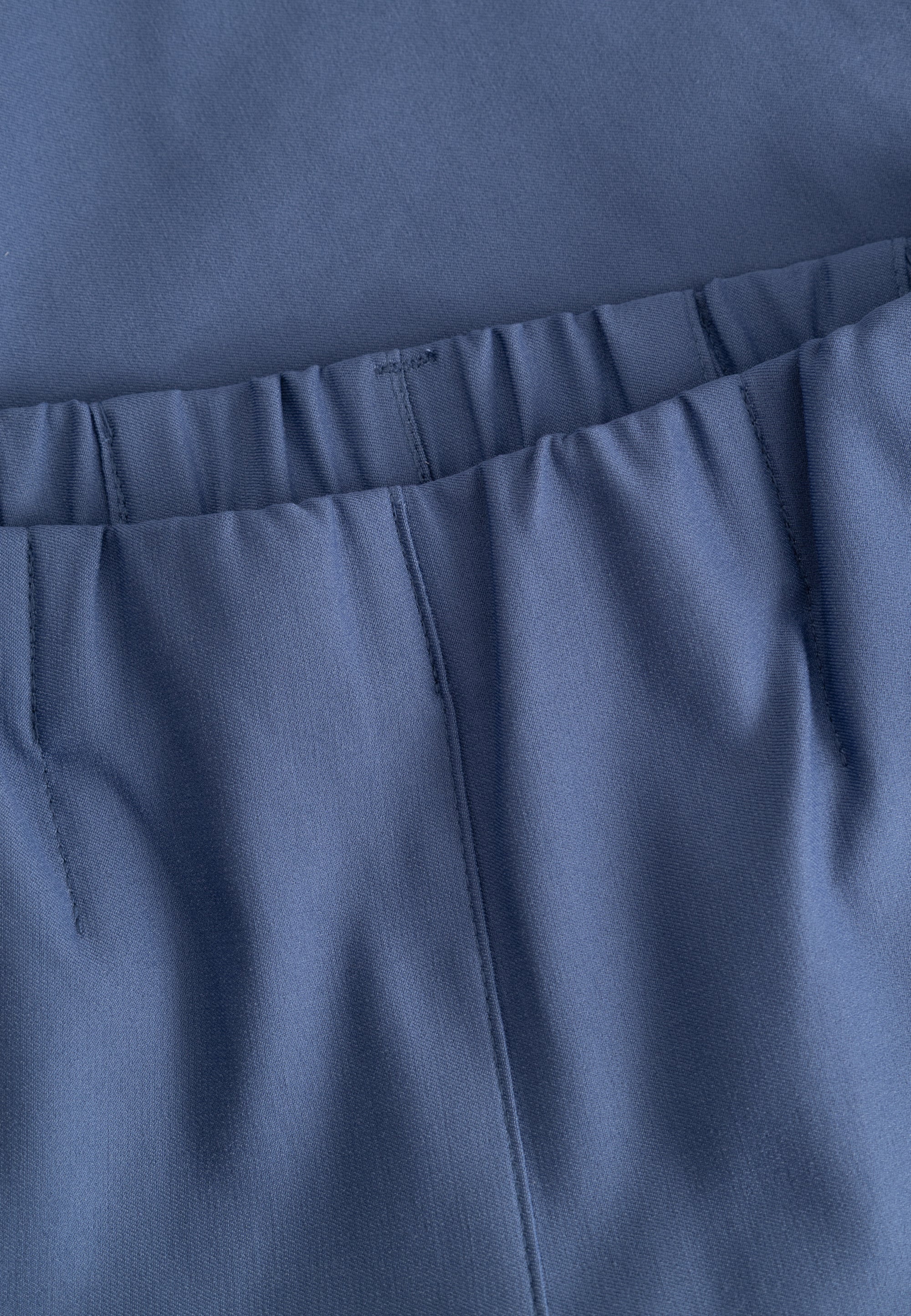 LAURIE Taylor Regular Cropped Regular 44000 Blue