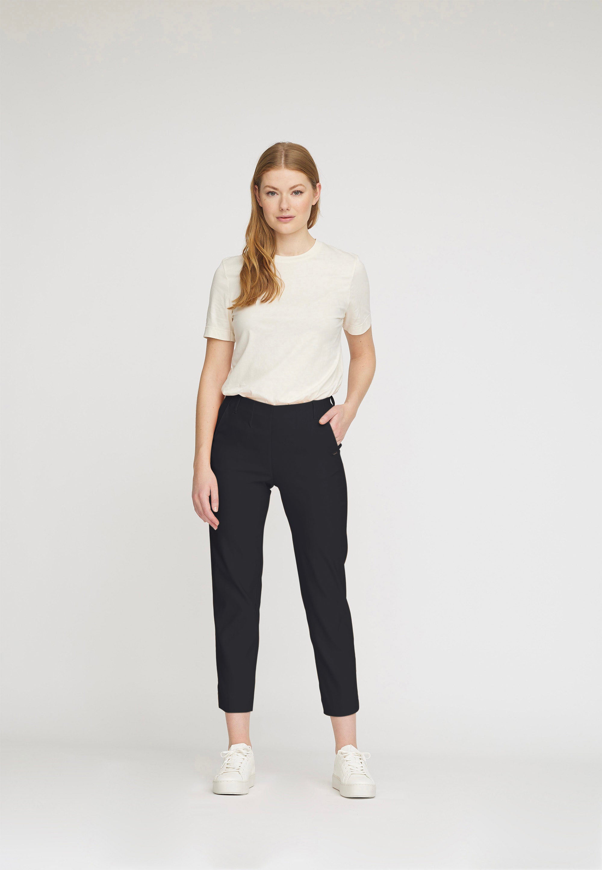 LAURIE Taylor Regular Cropped Regular 99000 Black