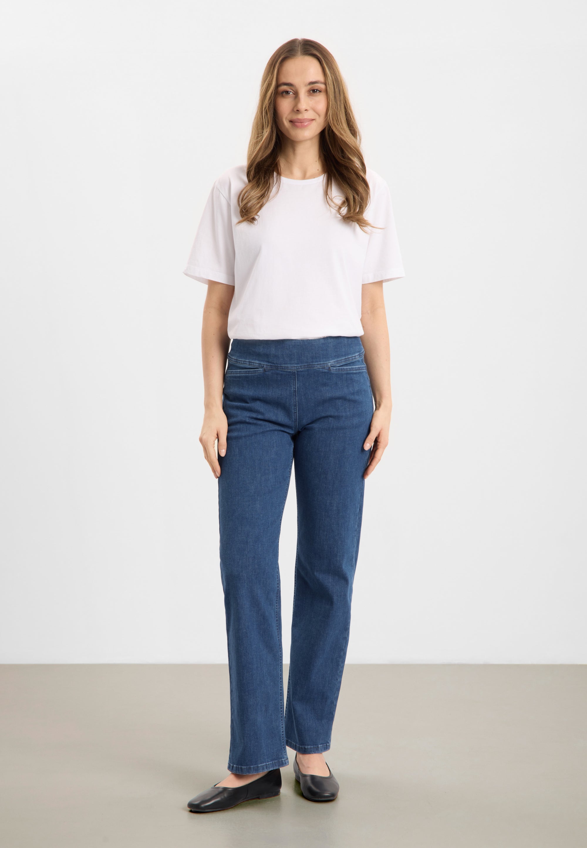 LAURIE Thea Straight - Medium Length Straight 49401 Blue Denim