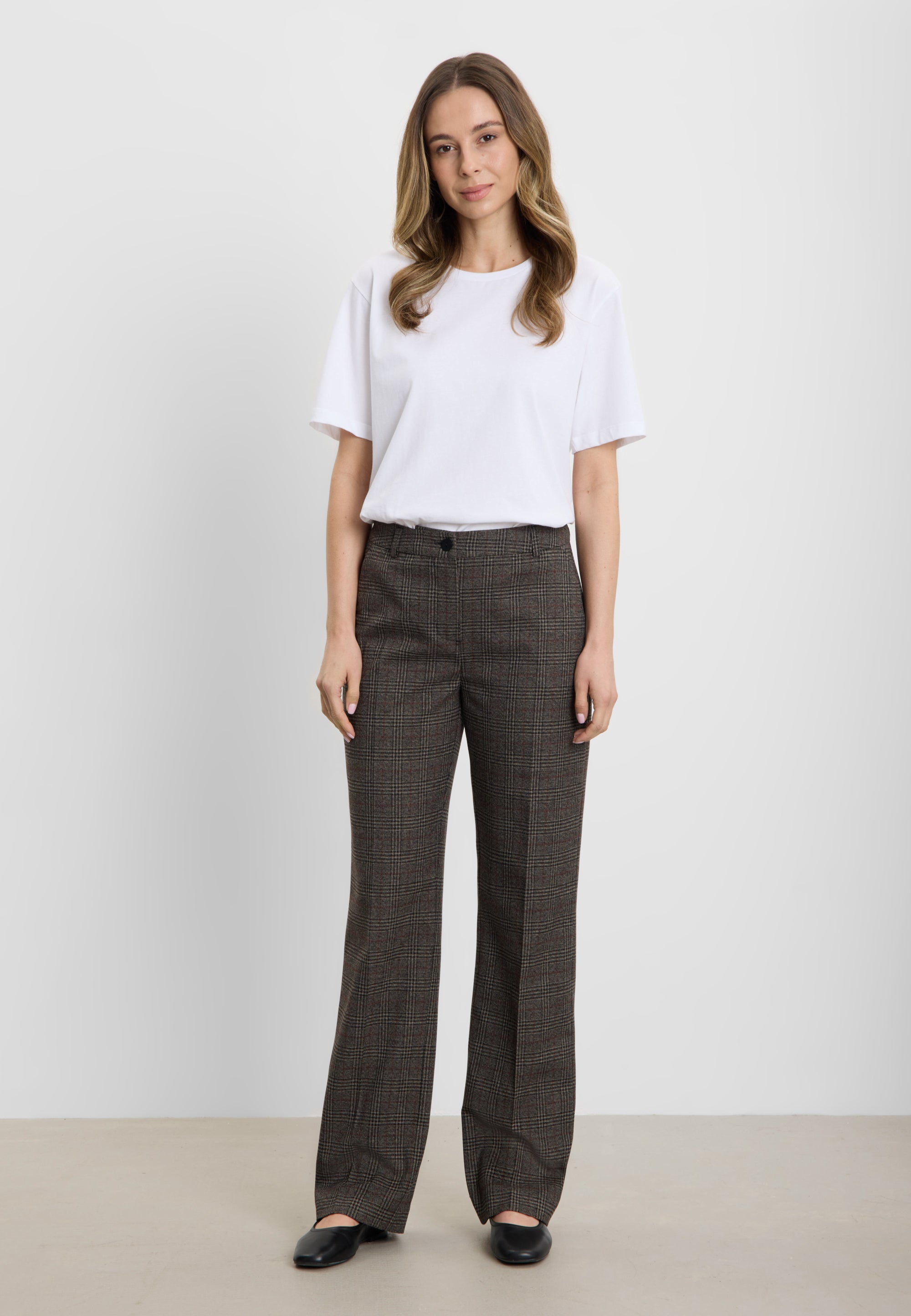 LAURIE Zoya Flare Regular - Short Length Regular 99000 Black