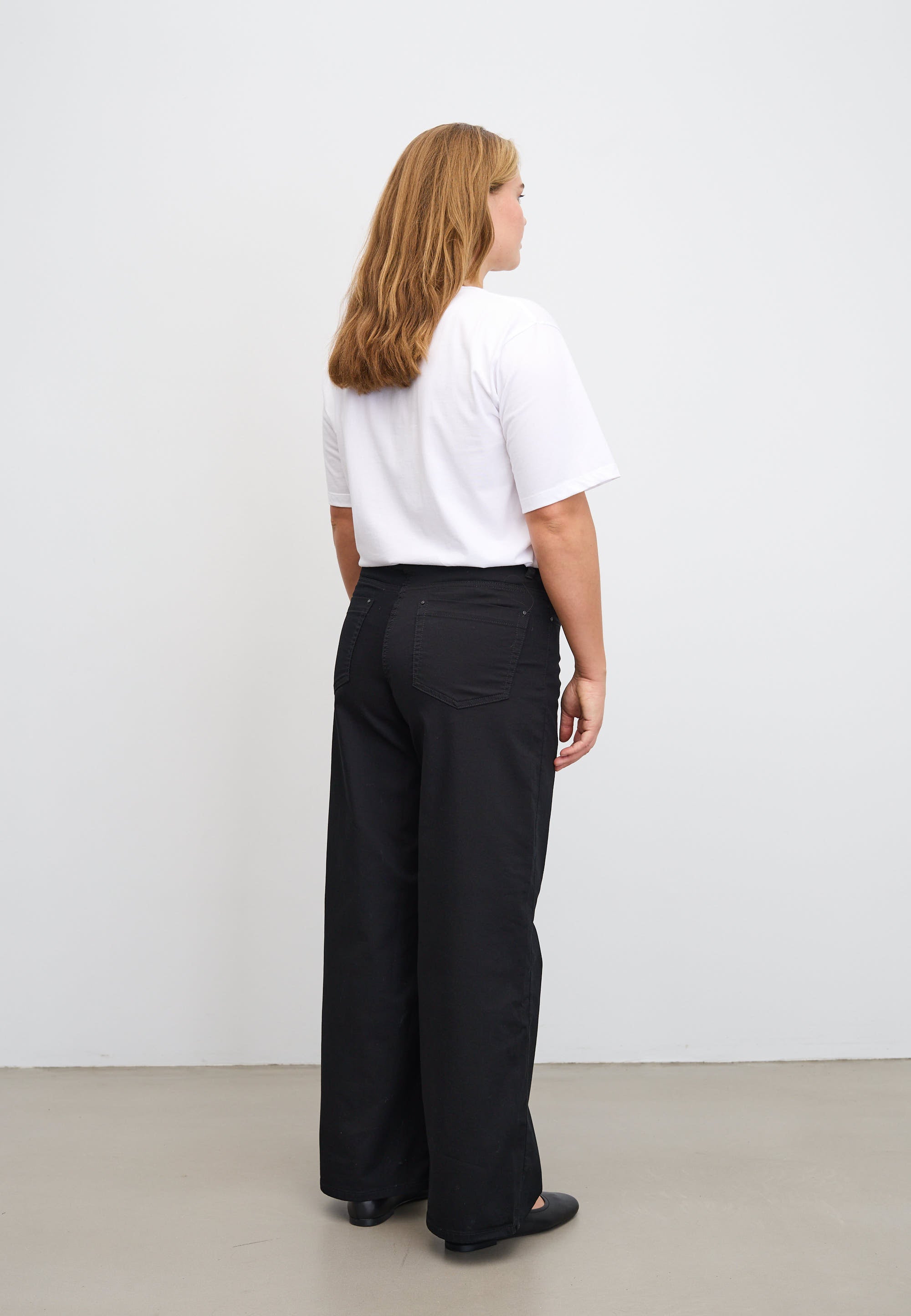 LAURIE  Carol Loose - Medium Length Trousers LOOSE 99000 Black