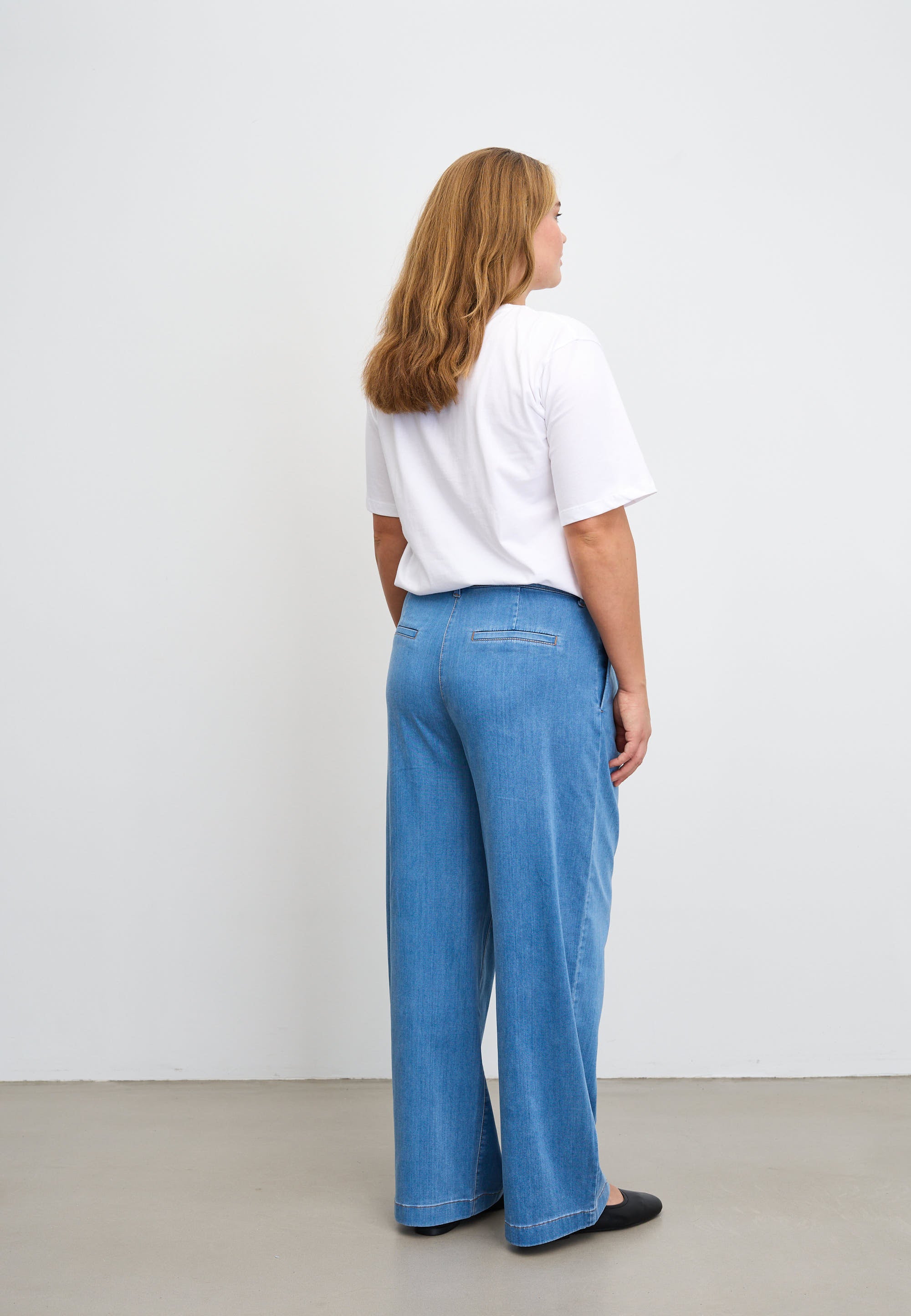 LAURIE Debbie Loose - Medium Length Trousers LOOSE 44399 Washed Blue Denim