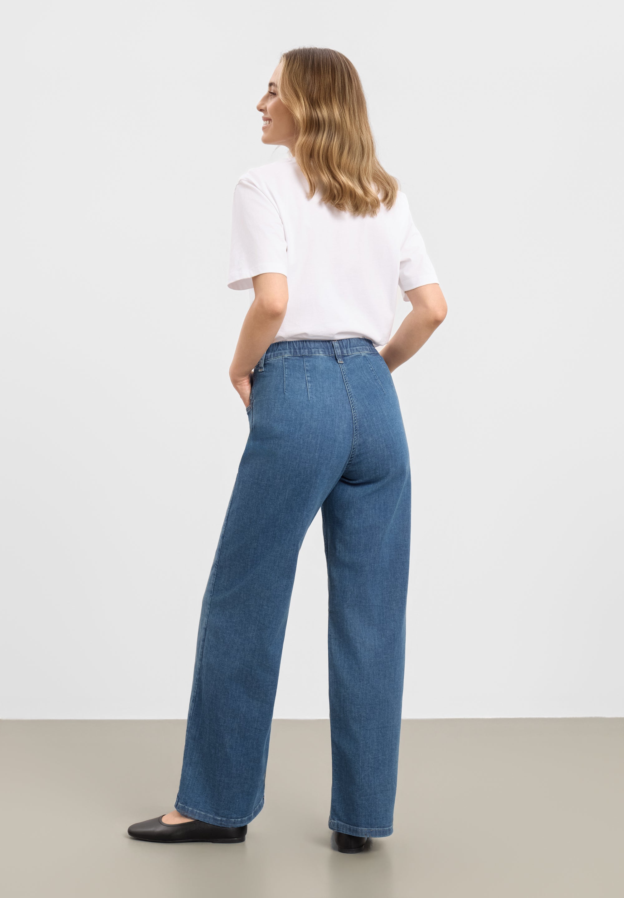 LAURIE Donna Loose - Medium Length Loose 49399 Washed Blue Denim
