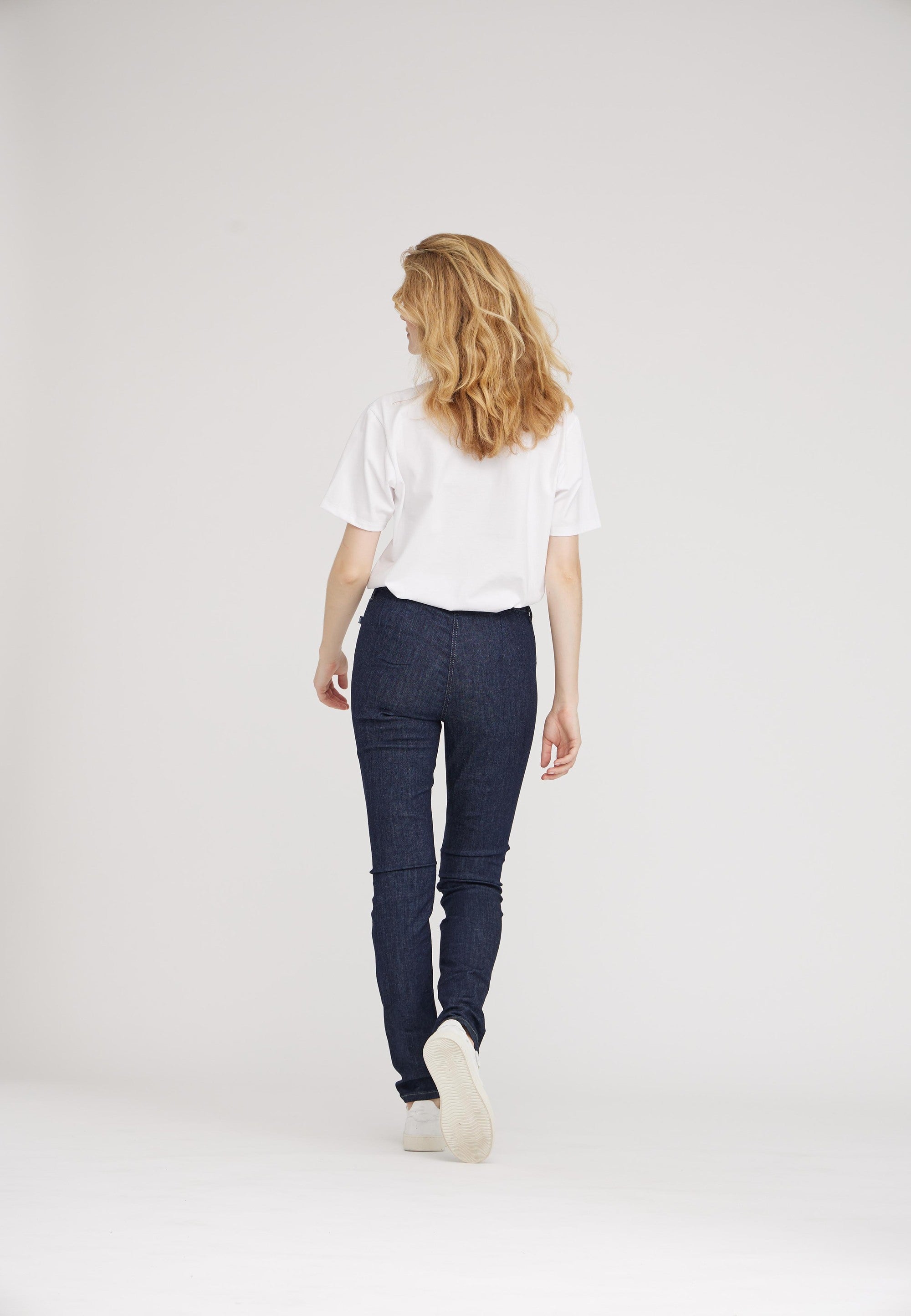 LAURIE Grace Slim - Medium Length Slim 49501 Dark Blue Denim