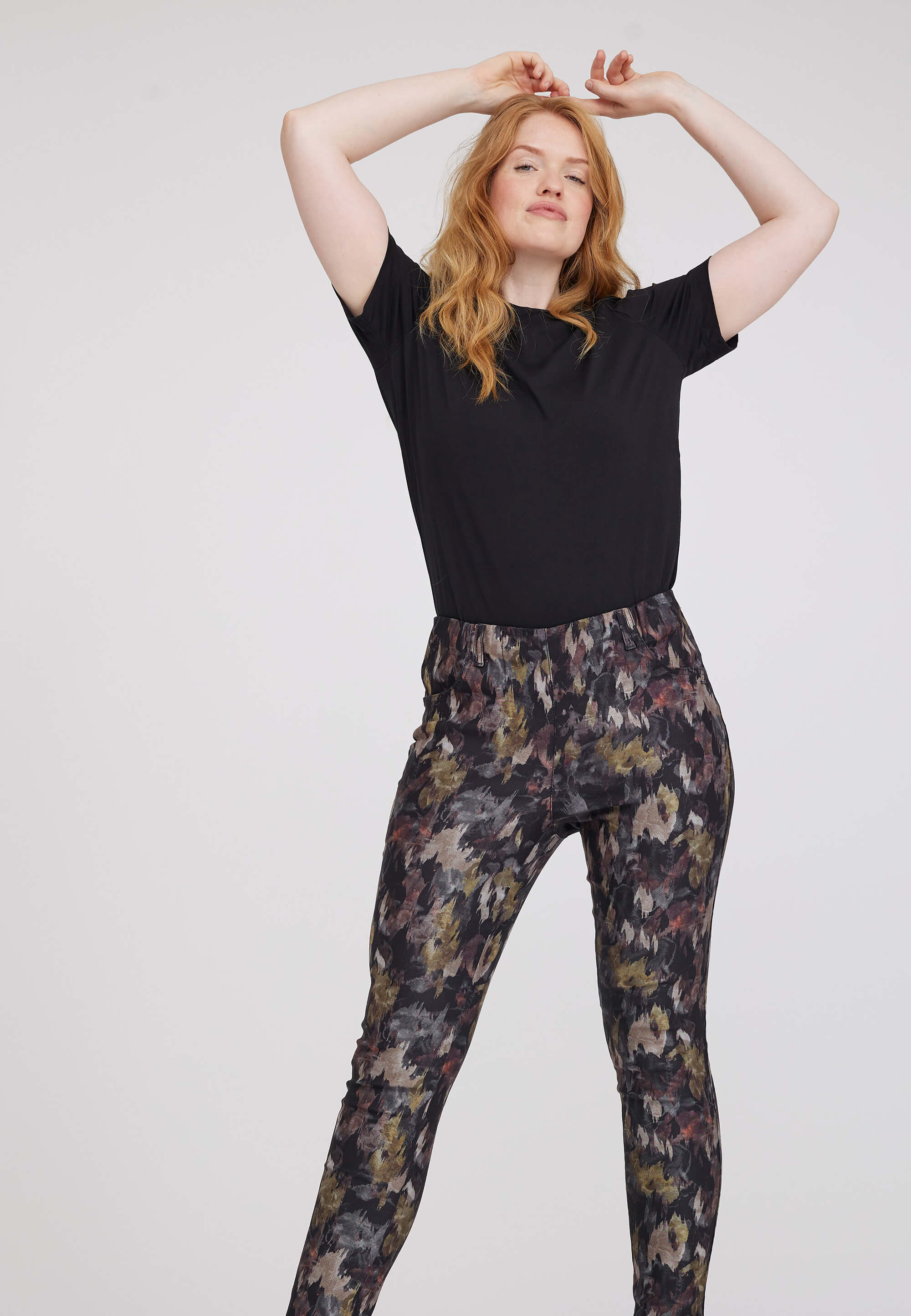 LAURIE Grace Slim - Short Length Slim 57009 Darkest Green Print