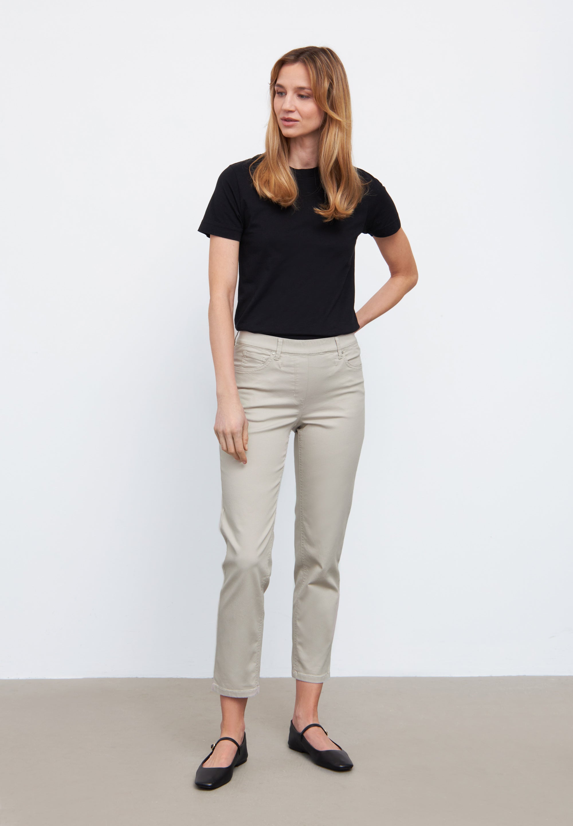 LAURIE  Hannah Regular - Extra Short Length Trousers REGULAR 25000 Grey Sand