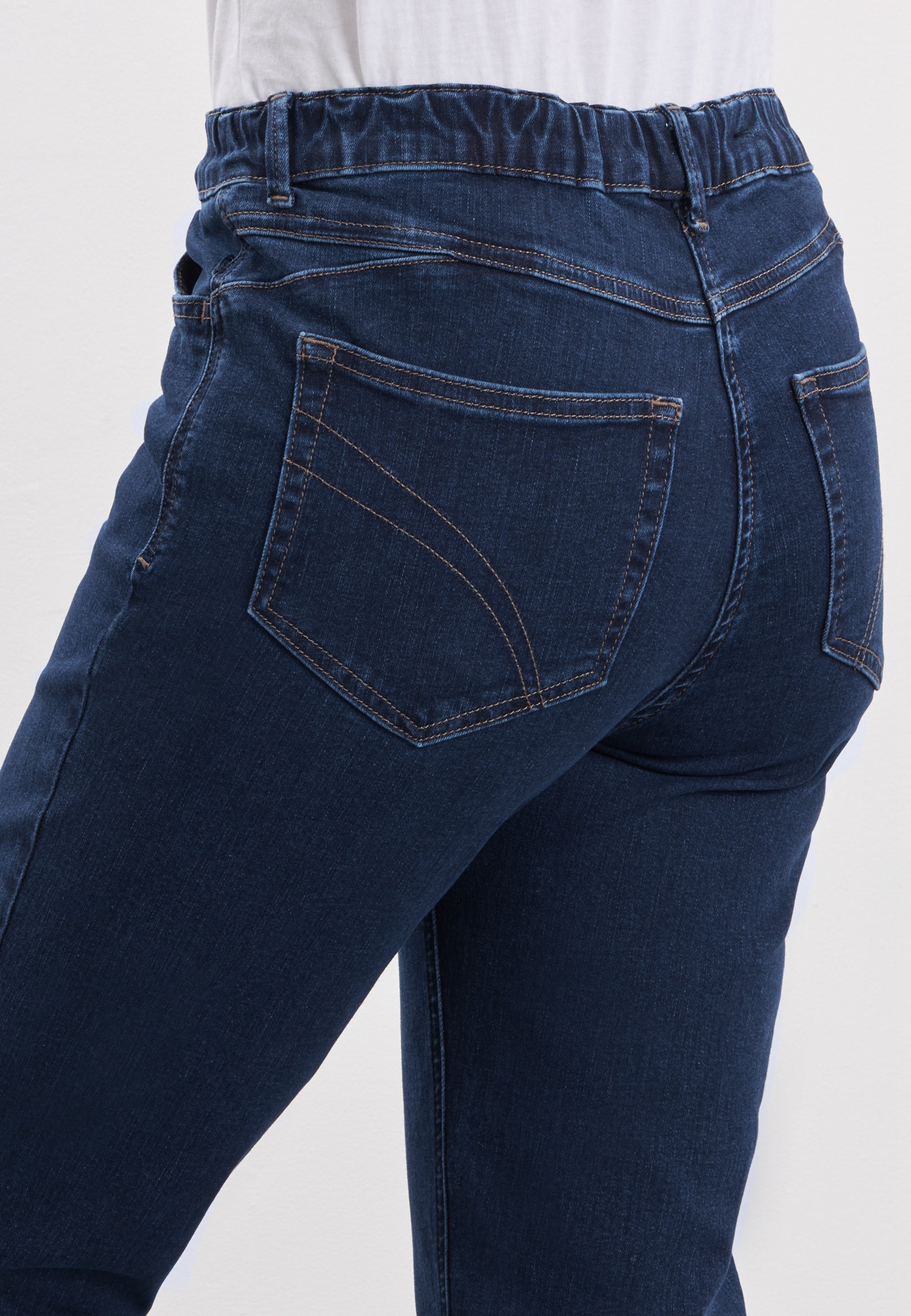 LAURIE Hannah Regular - Medium Length Trousers REGULAR 40513 Dark Blue Denim