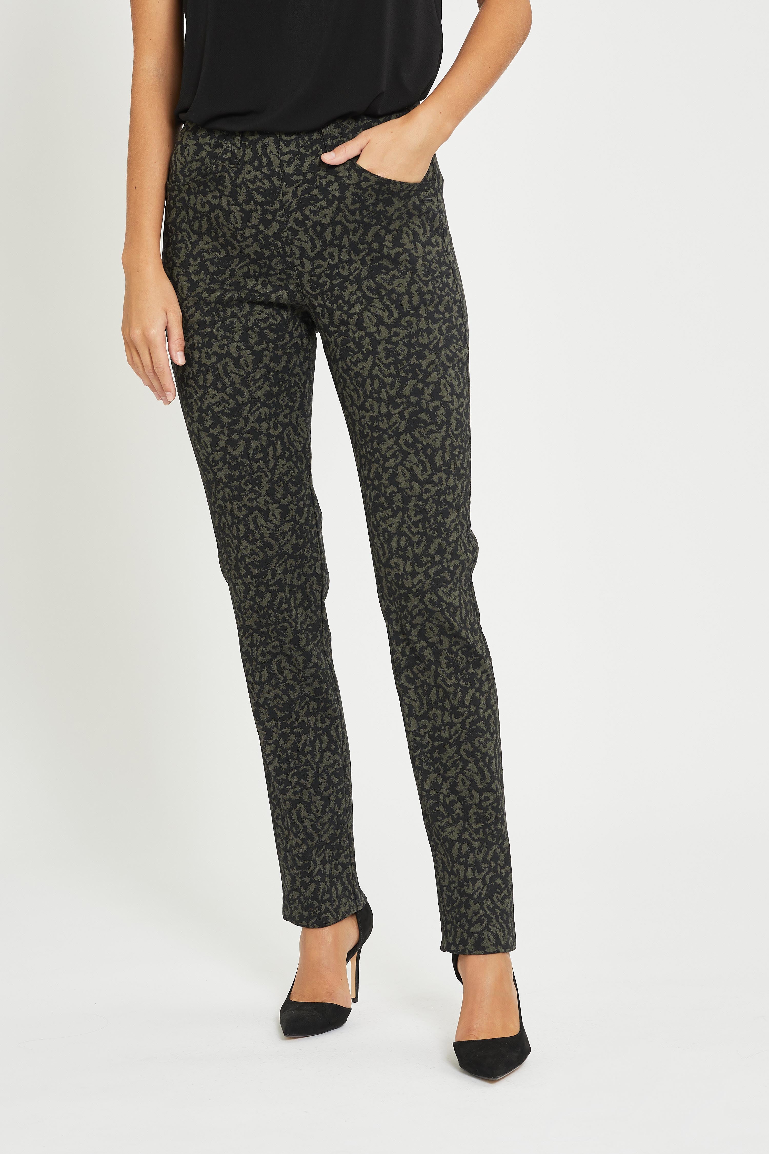 LAURIE Kelly Regular - Medium Length Regular 55705 Burnt Olive Jacquard