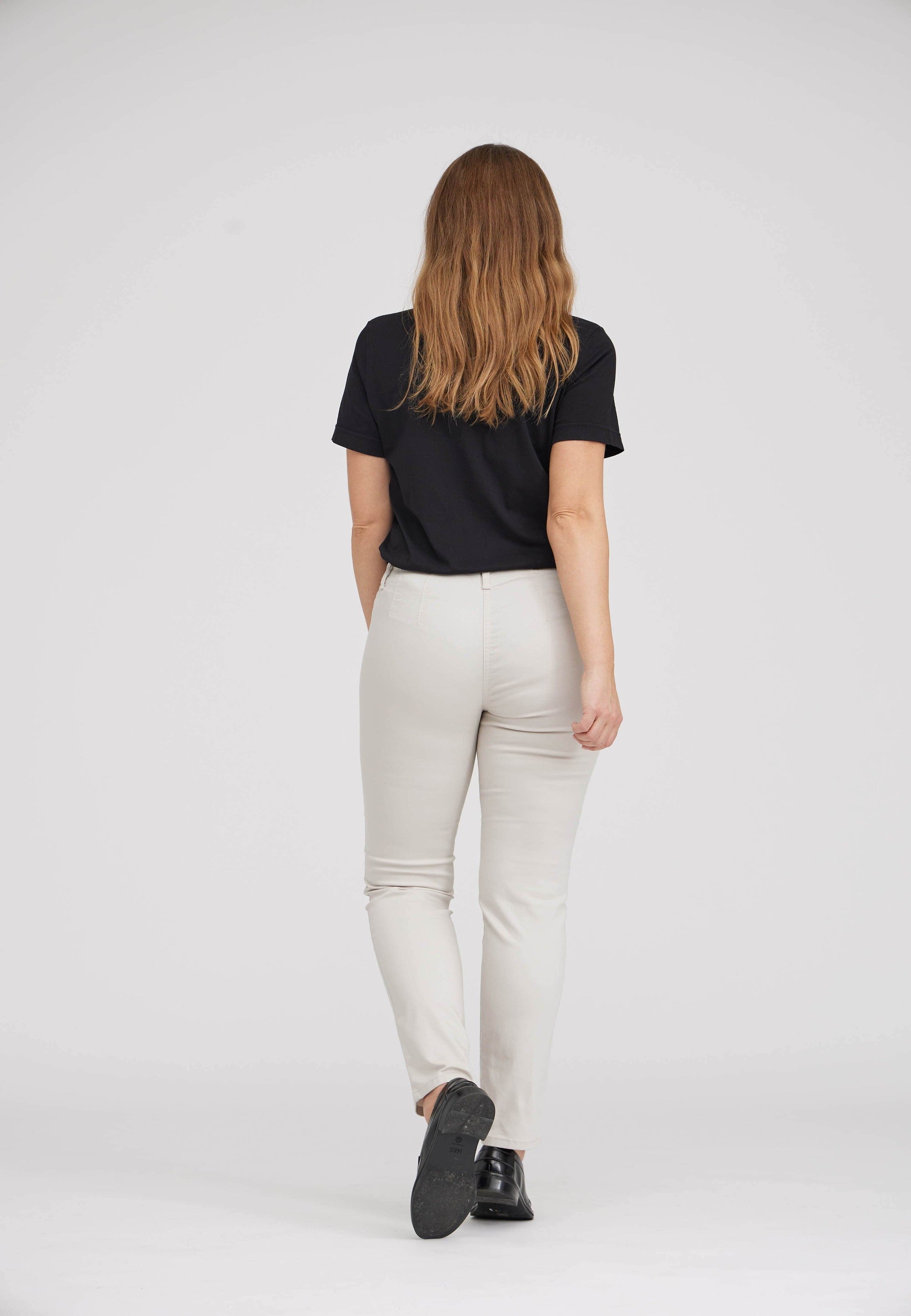 LAURIE  Kelly Regular - Short Length Regular 25000 Grey Sand