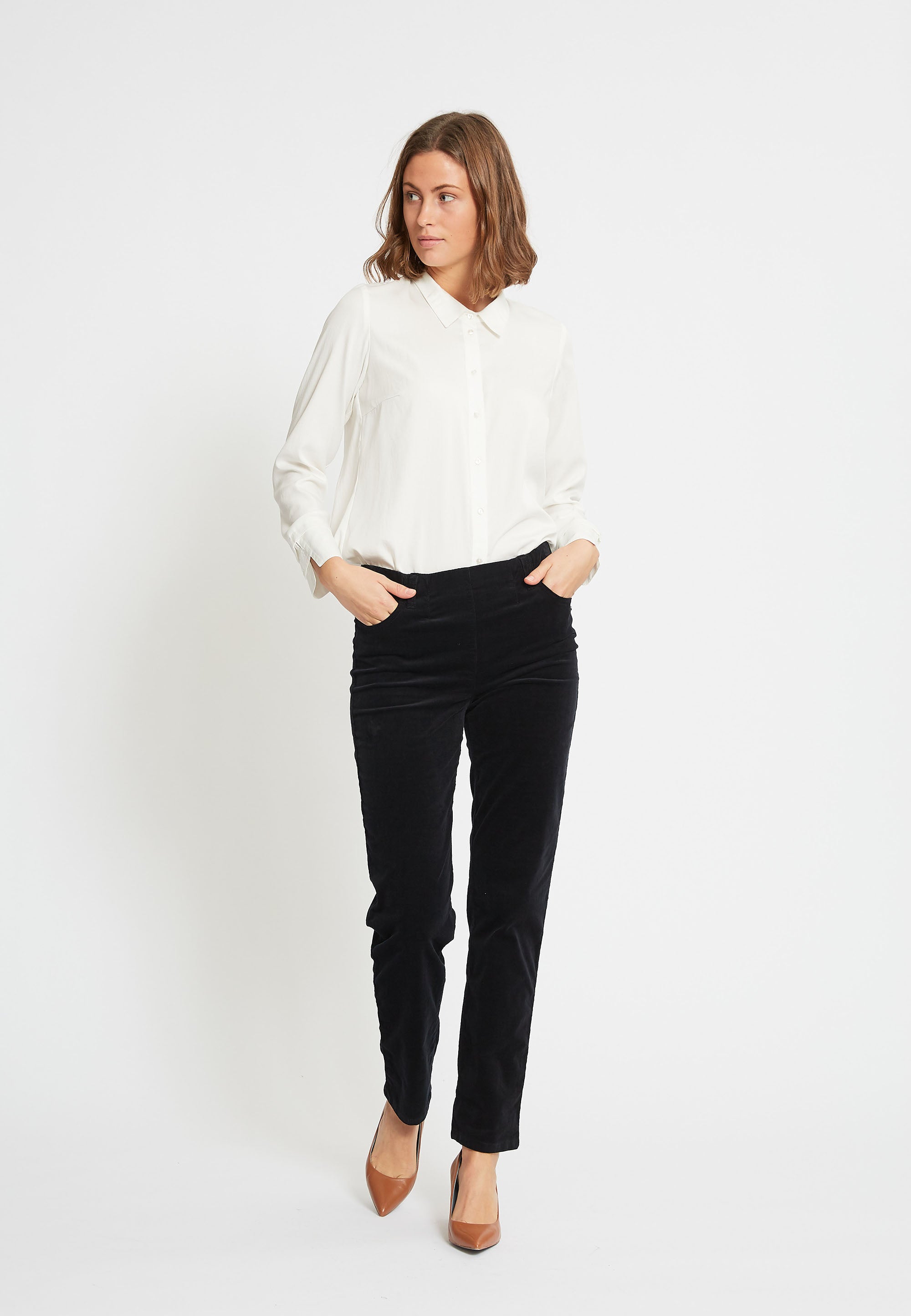 LAURIE Kelly Regular Corduroy - Medium Length Regular 99198 Black