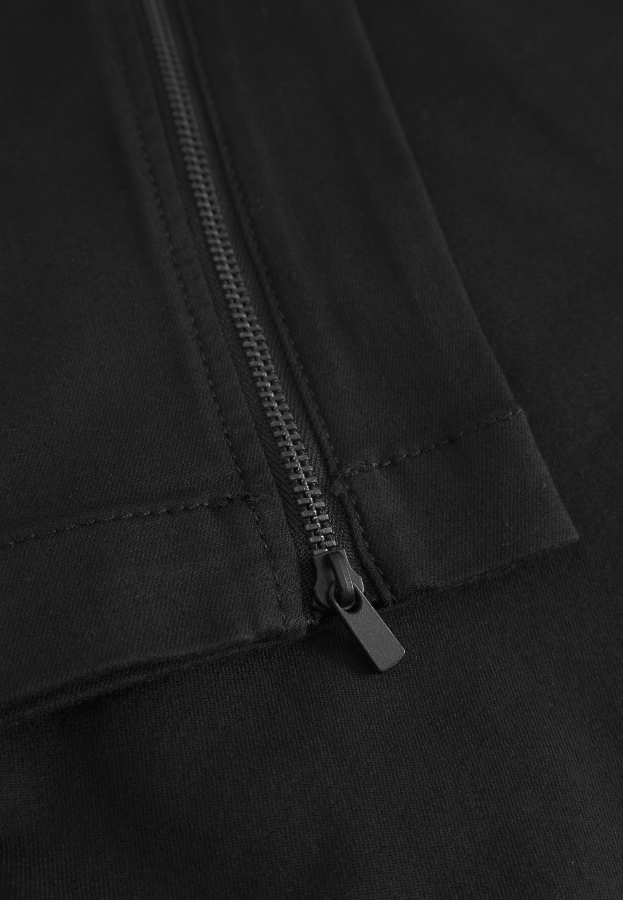 LAURIE Piper Regular Cropped Regular 99000 Black