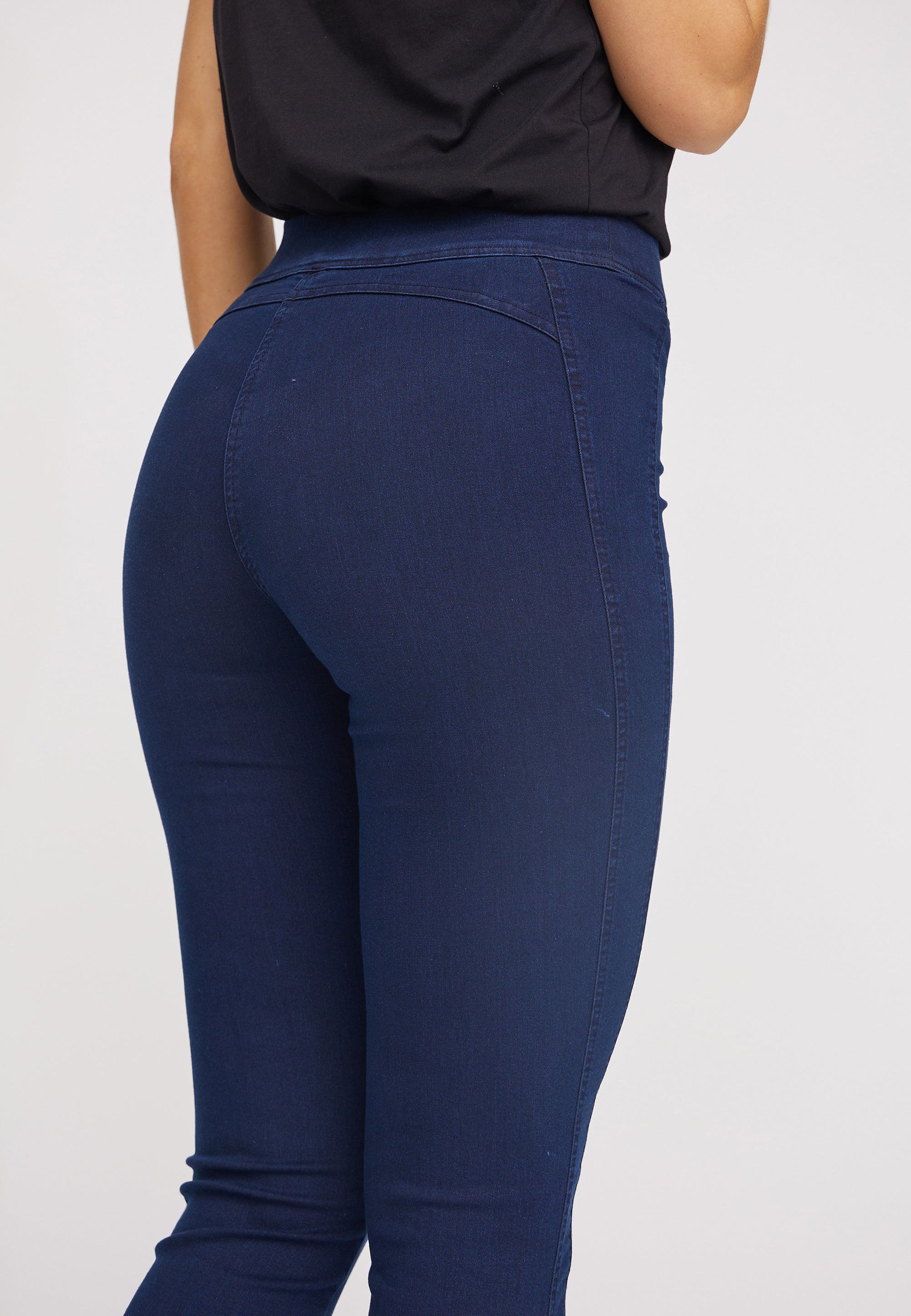LAURIE Serene Regular - Extra Short Length Regular 49520 Dark Blue Denim