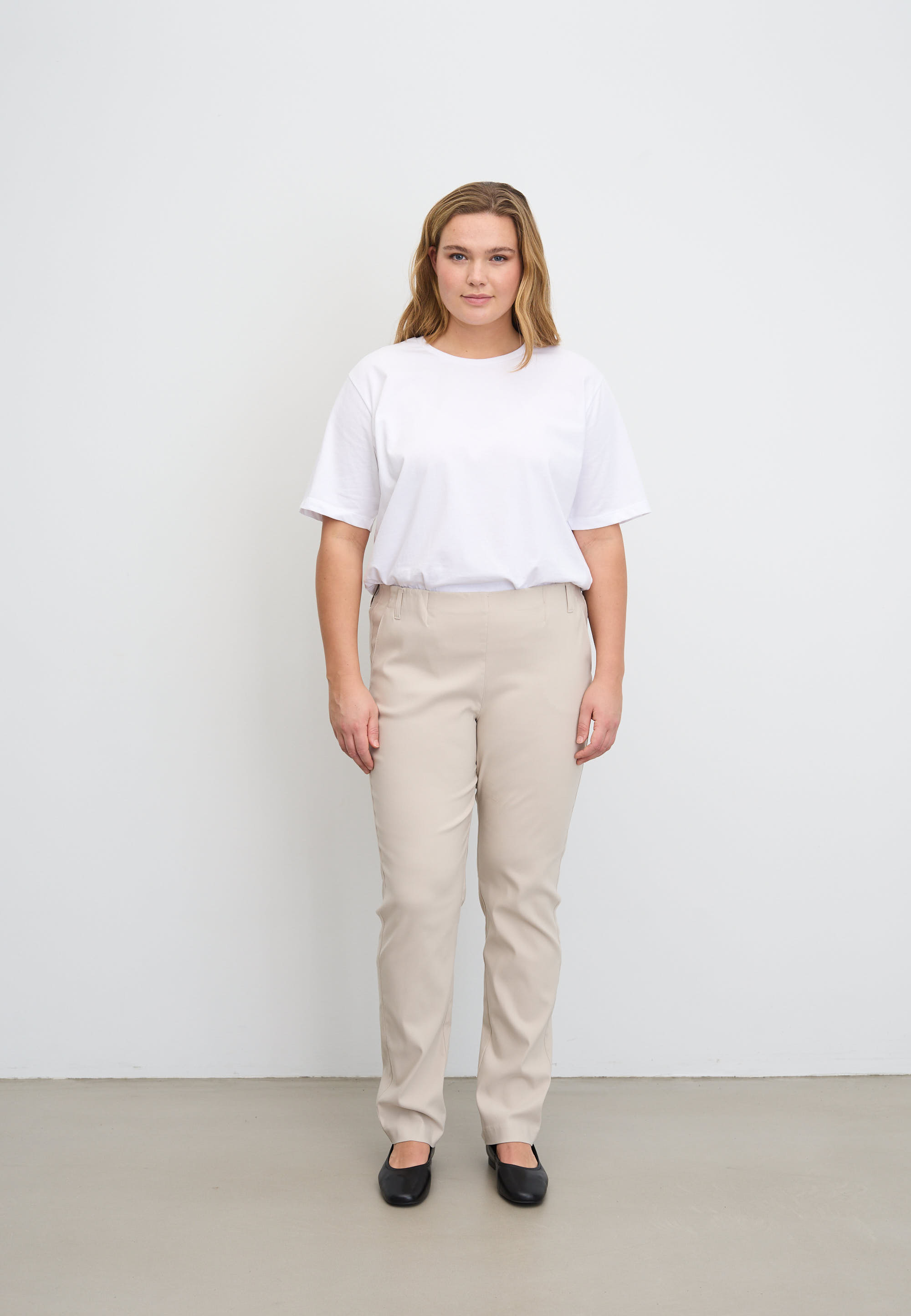 LAURIE Taylor Regular - Medium Length Regular 25000 Grey Sand