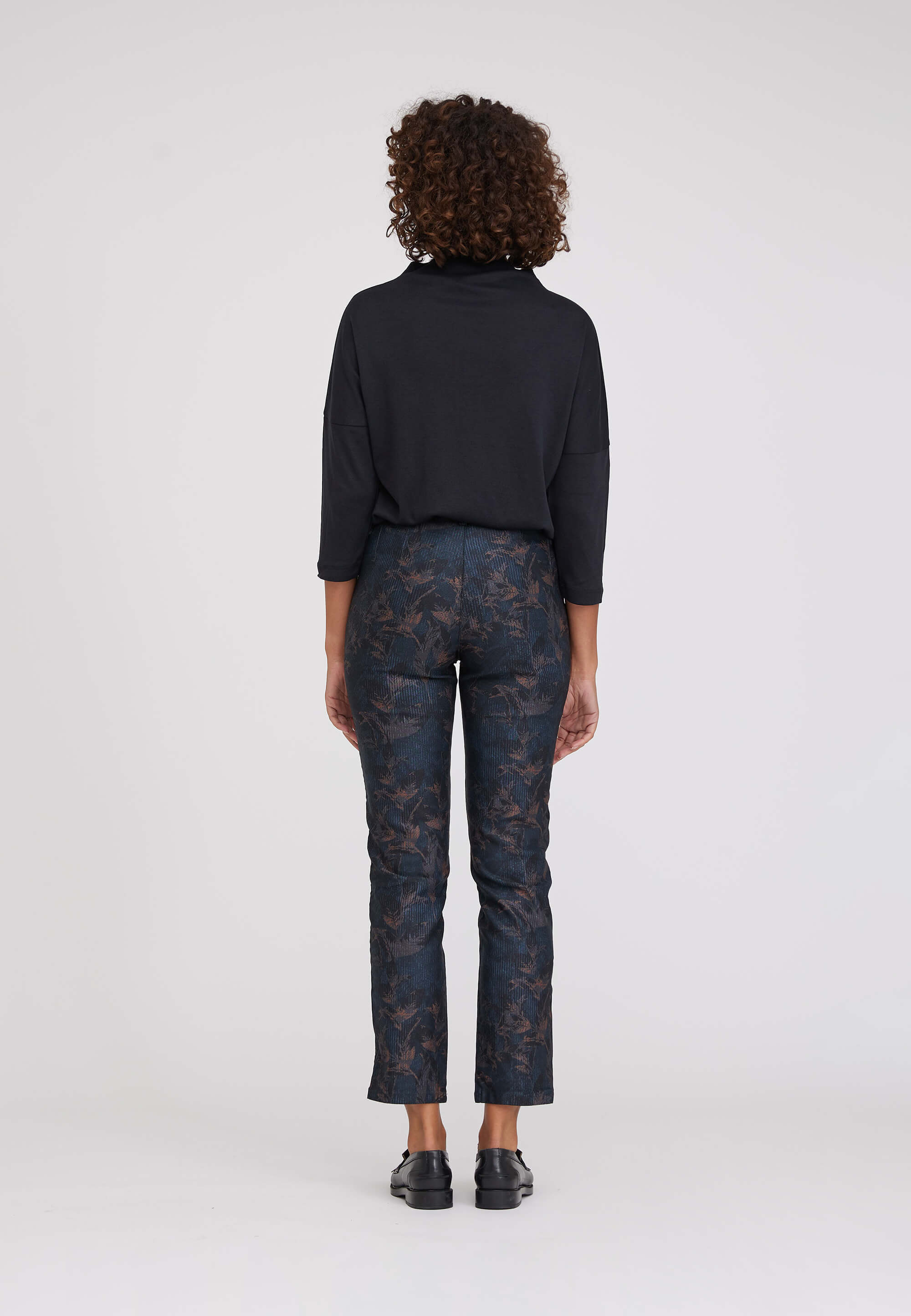 LAURIE Taylor Regular - Short Length Regular 49011 Navy Print