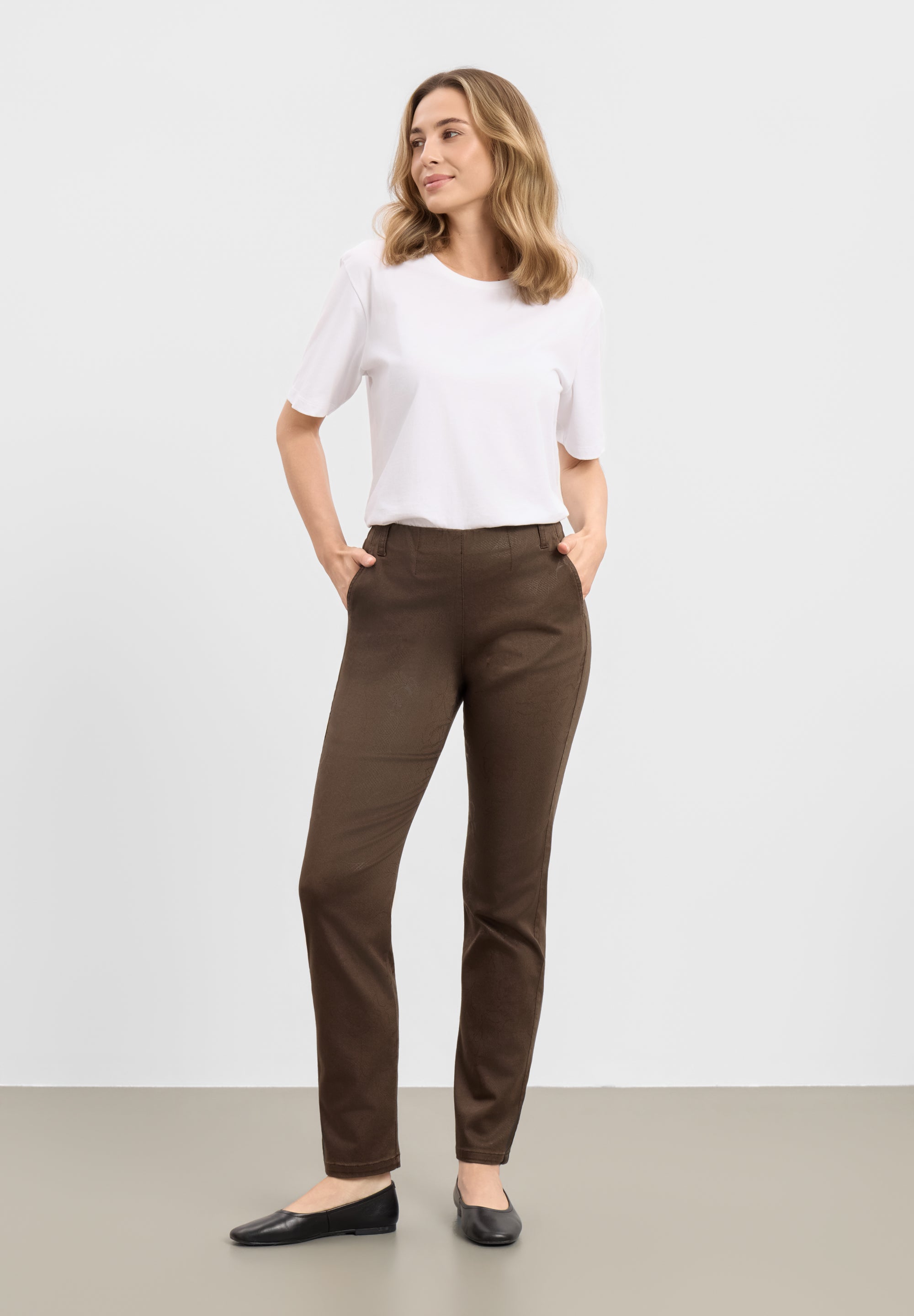 LAURIE Taylor Regular ML Regular 88142 Brown Bloom Print