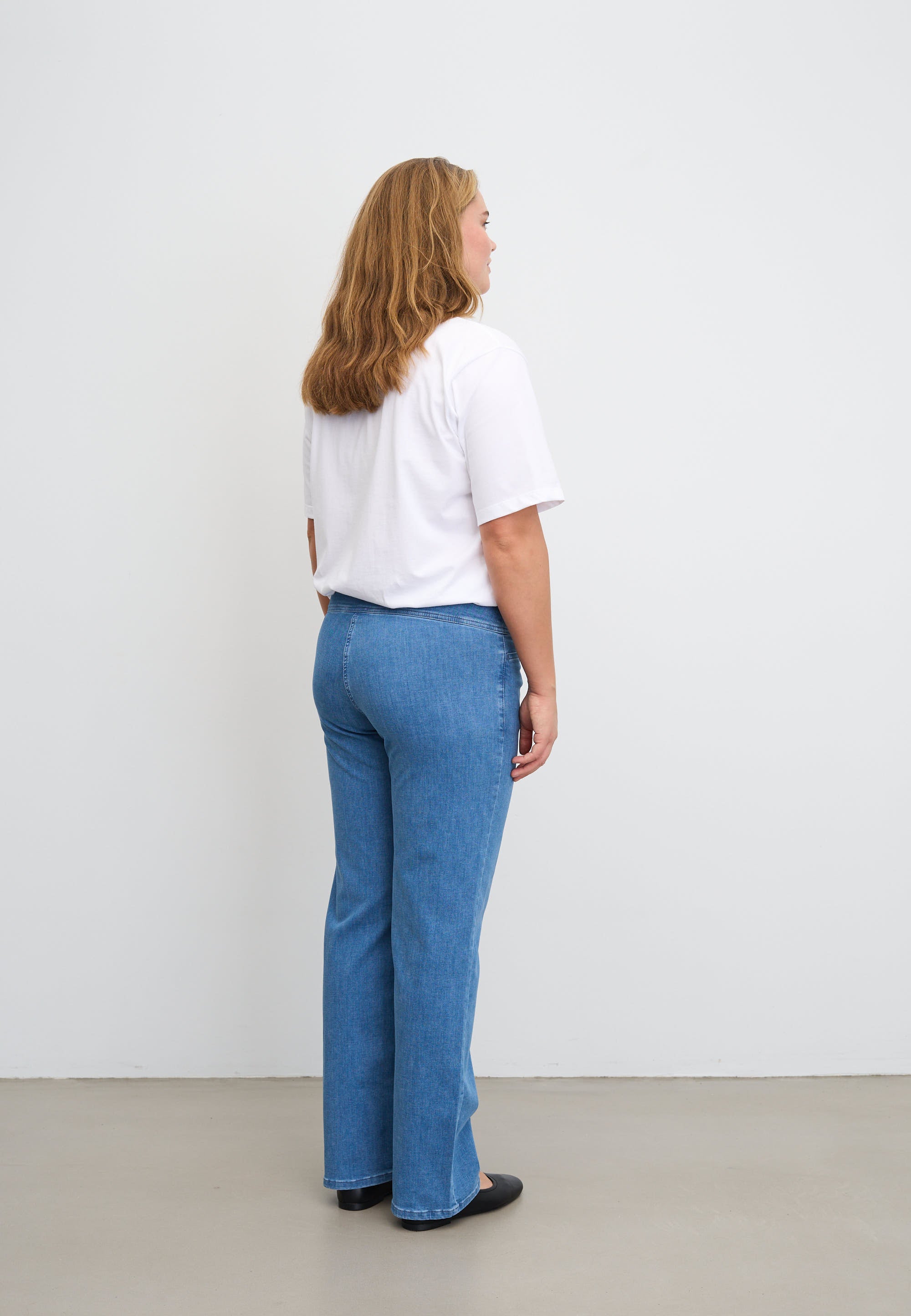 LAURIE Thea Straight - Medium Length Trousers STRAIGHT 49350 Light Blue Denim