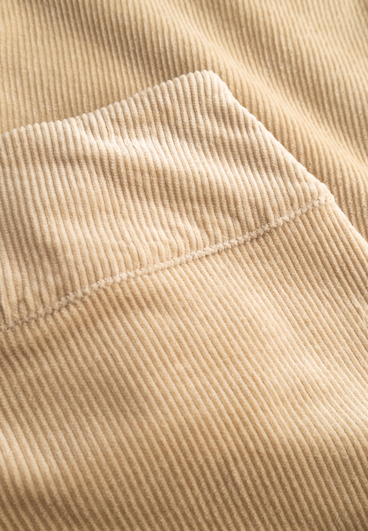 LAURIE Thea Straight Manchester - Medium Length Straight 28000 Cafe Latte