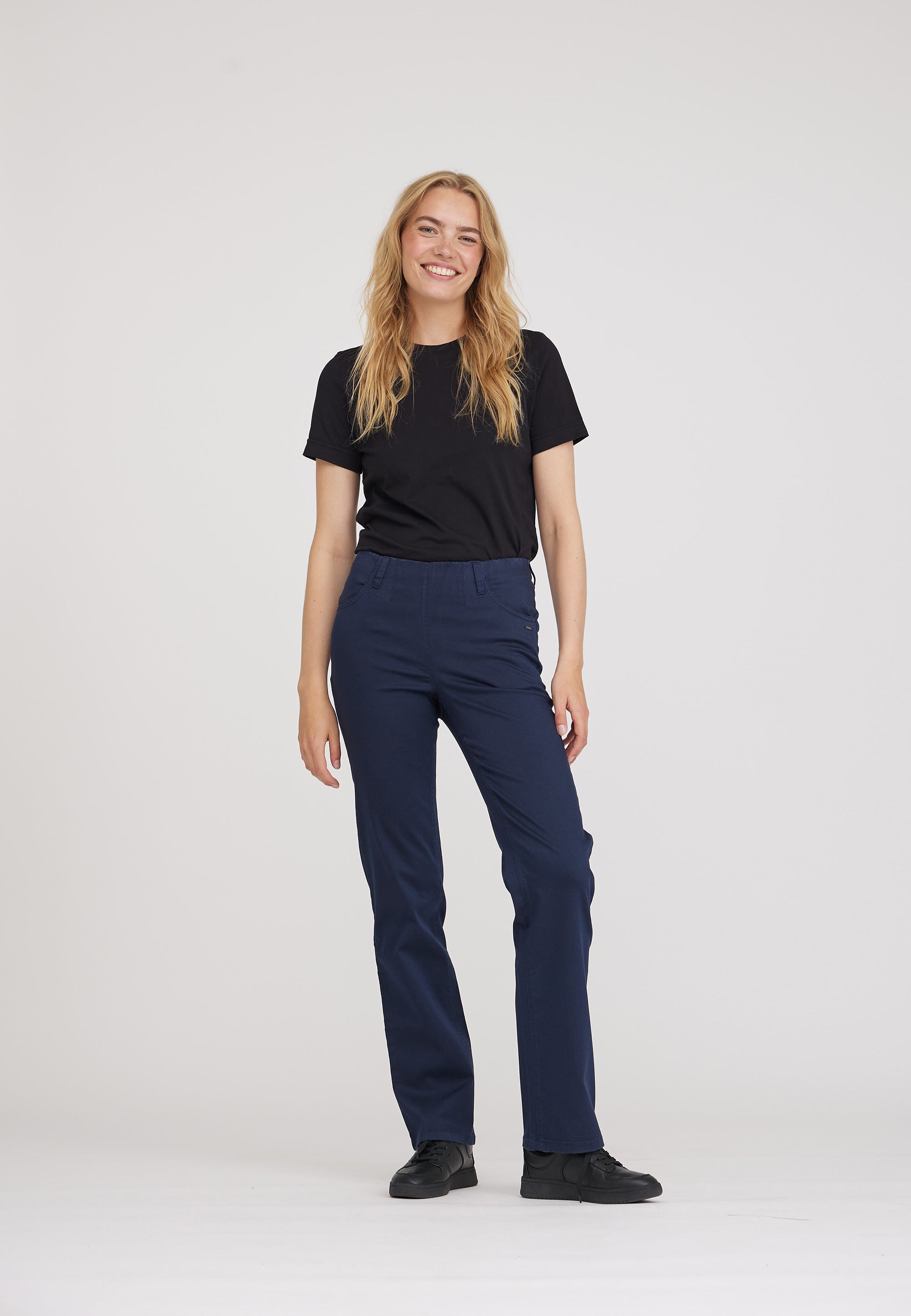 LAURIE  Tracy Straight - Medium Length Trousers STRAIGHT 49000 Navy