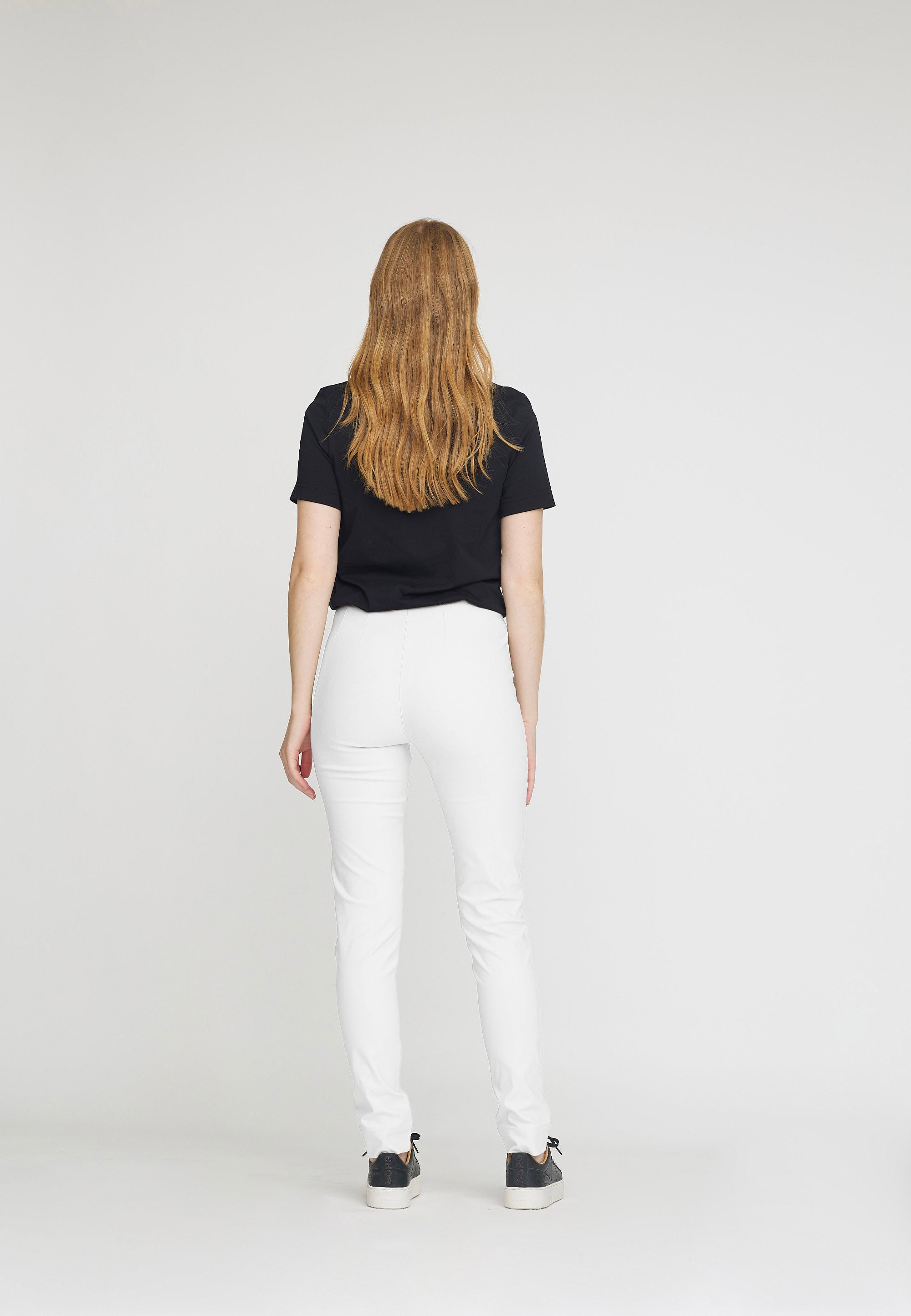 LAURIE Vicky Slim - Medium Length Slim 10970 White