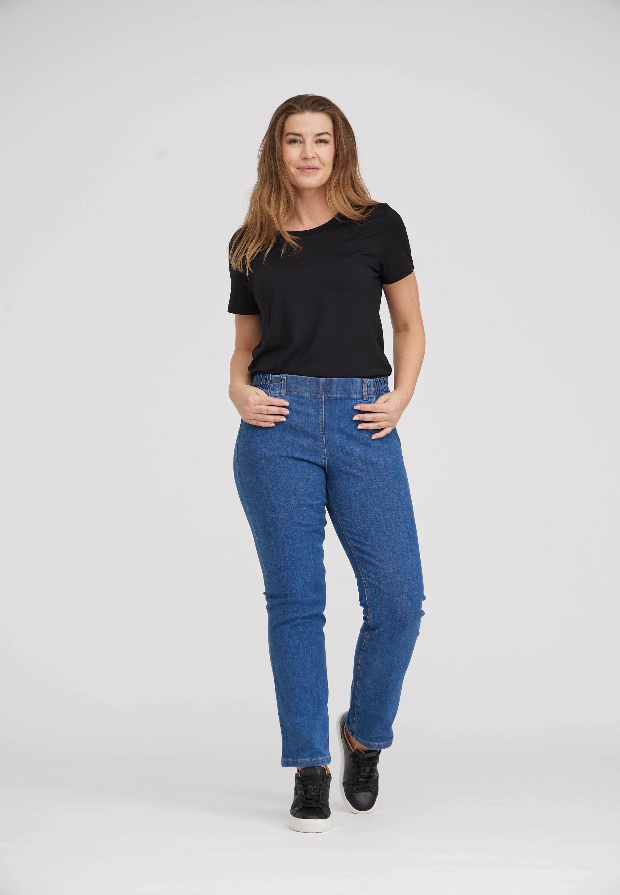 LAURIE  Violet Relaxed - Medium Length Trousers RELAXED 49401 Blue Denim